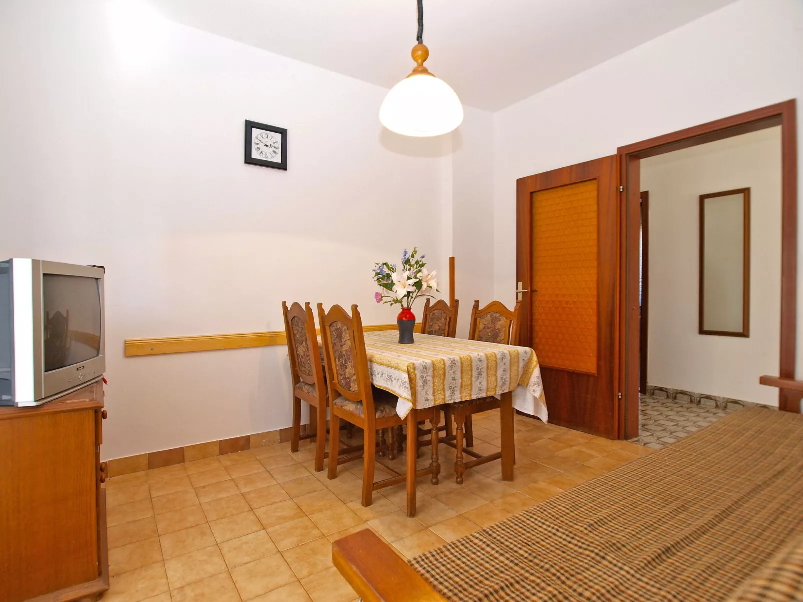 Apartment 1023 - Inside