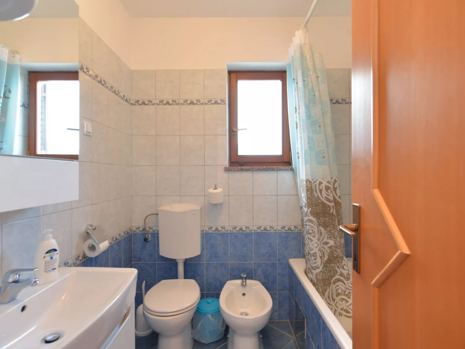 Apartment 1299 - Dedans