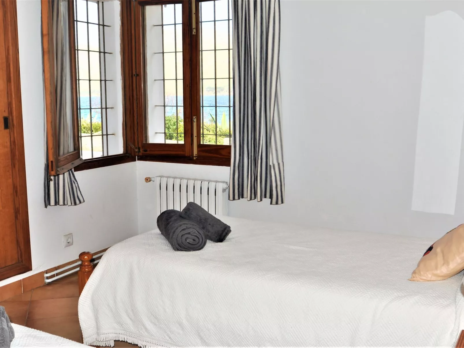 Villa XOROI con Piscina en Betlem (Mallorca) con vistas a la Bahía de Alcudia y - Inside