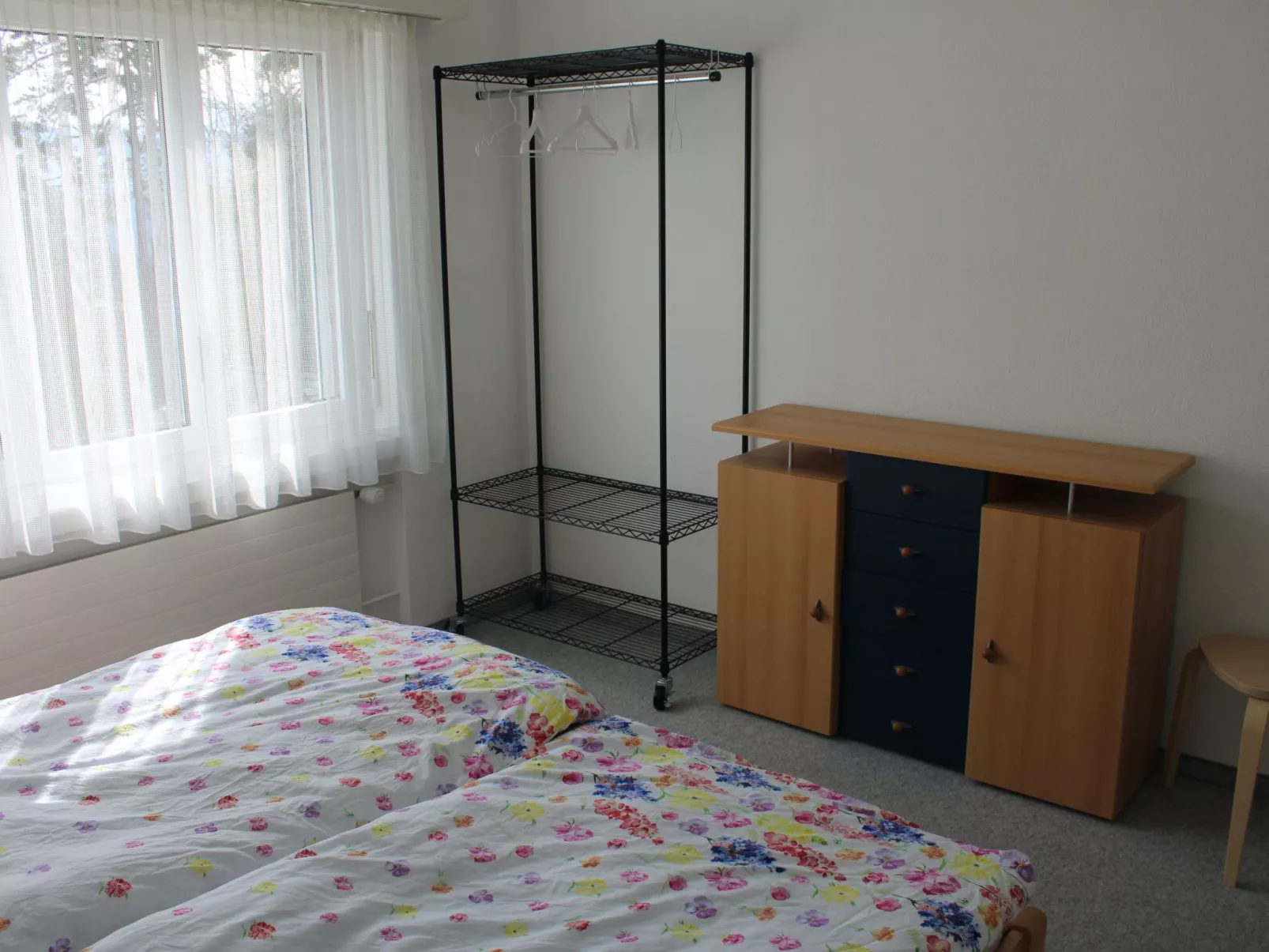 Casa Pignia - Roth, (Laax GR). 3-Zimmerwohnung - Drinnen
