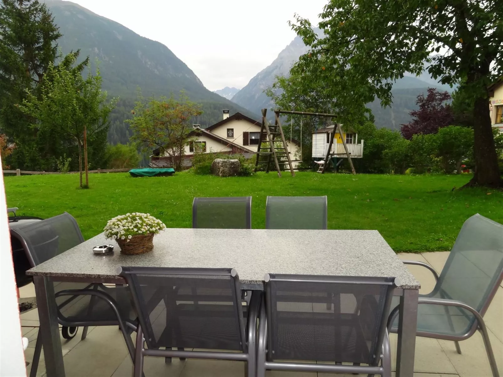 Chasa Felix, (Scuol). - Draußen