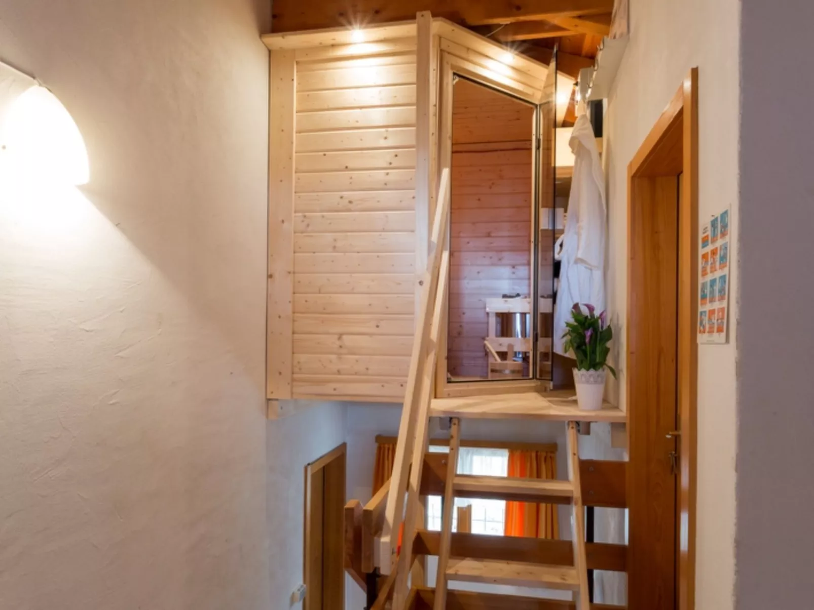 Casa Lumina, Cumbel, (Cumbel). - Drinnen