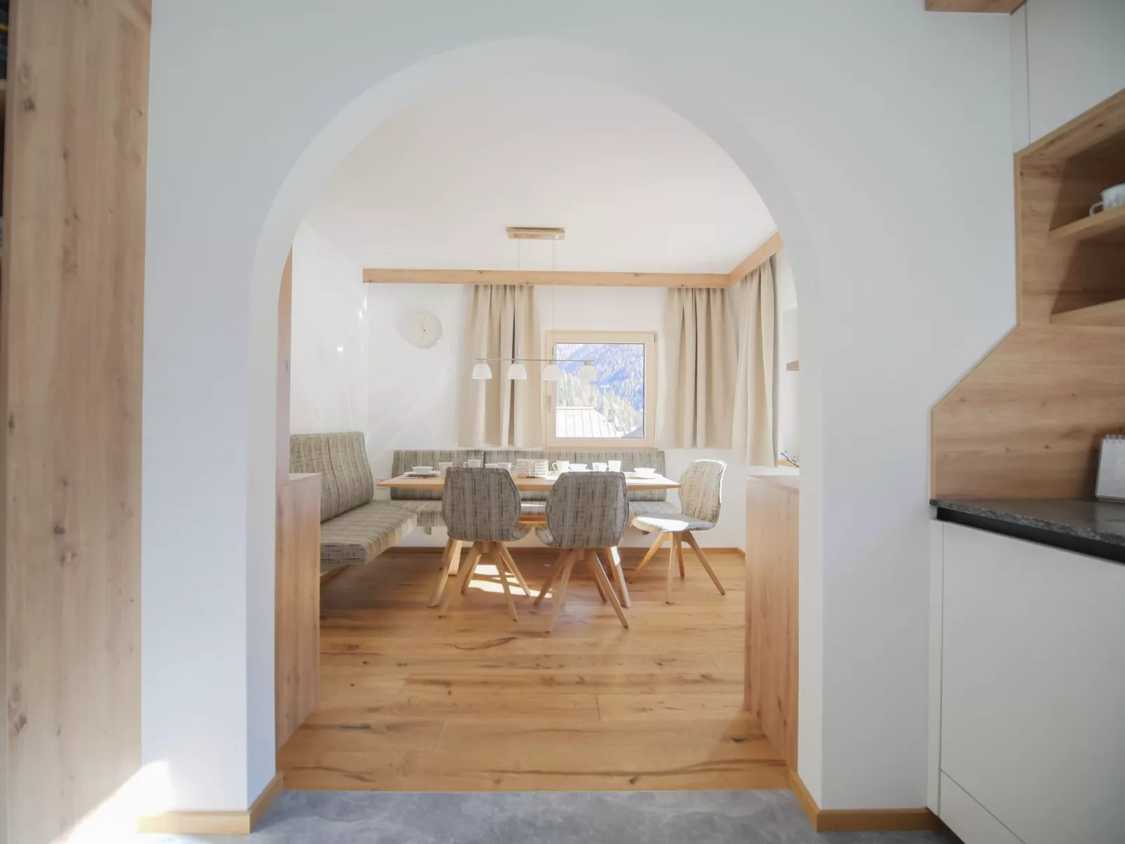 APARTMENT BERGWALDZAUBER – Haus zur Post, (Samnaun-Compatsch). - Inside