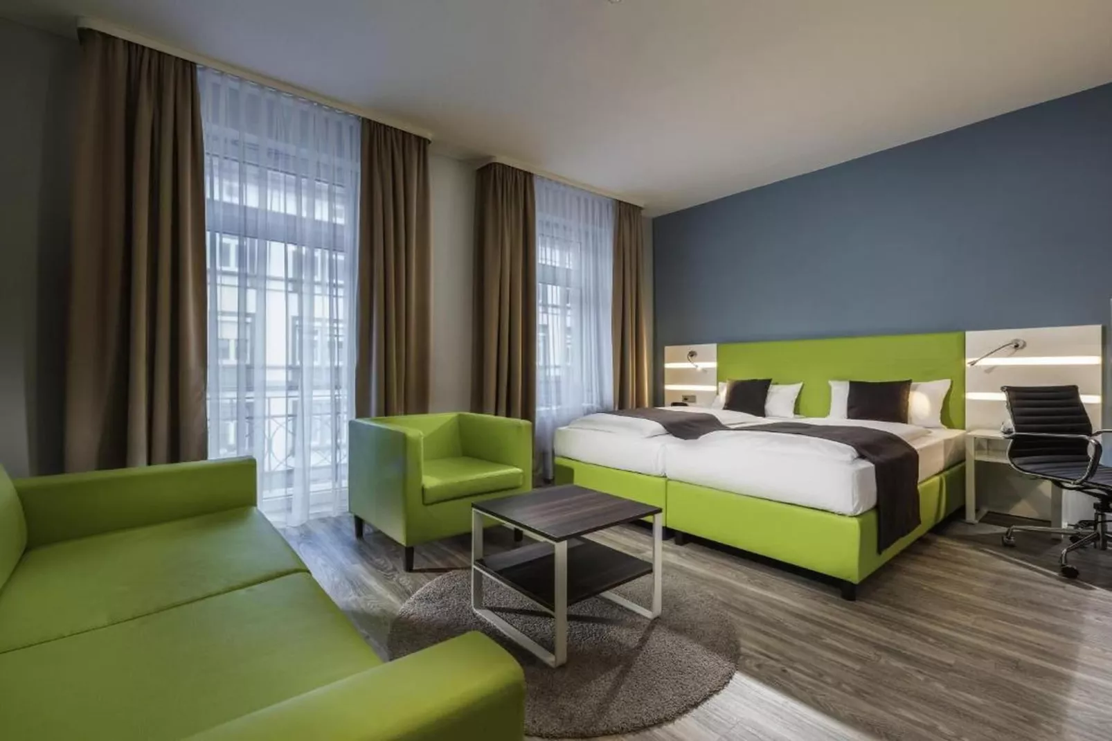 Offenburg City - Superior double room - Schlafzimmer