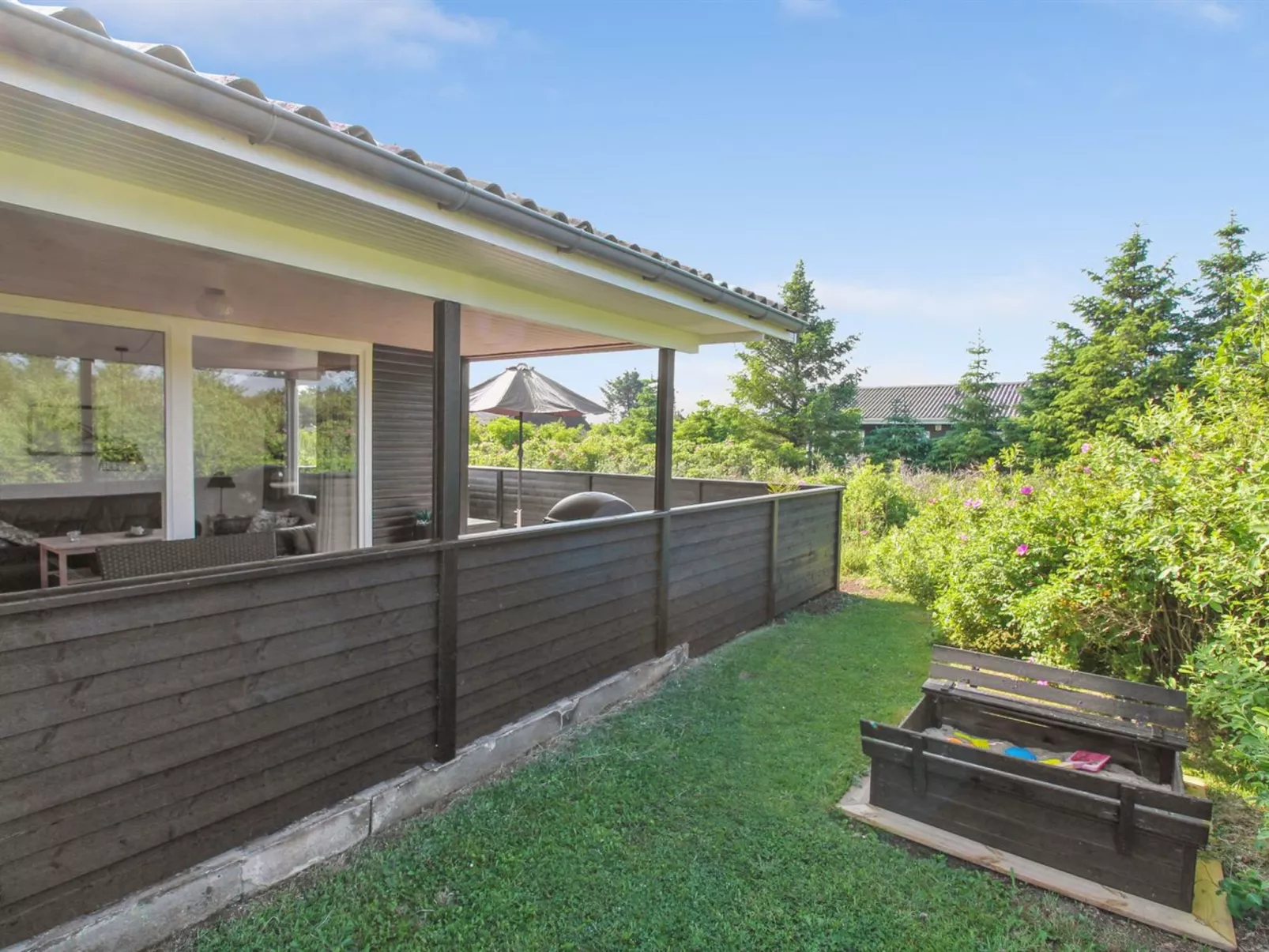 "Demus" - 900m from the sea - Outside