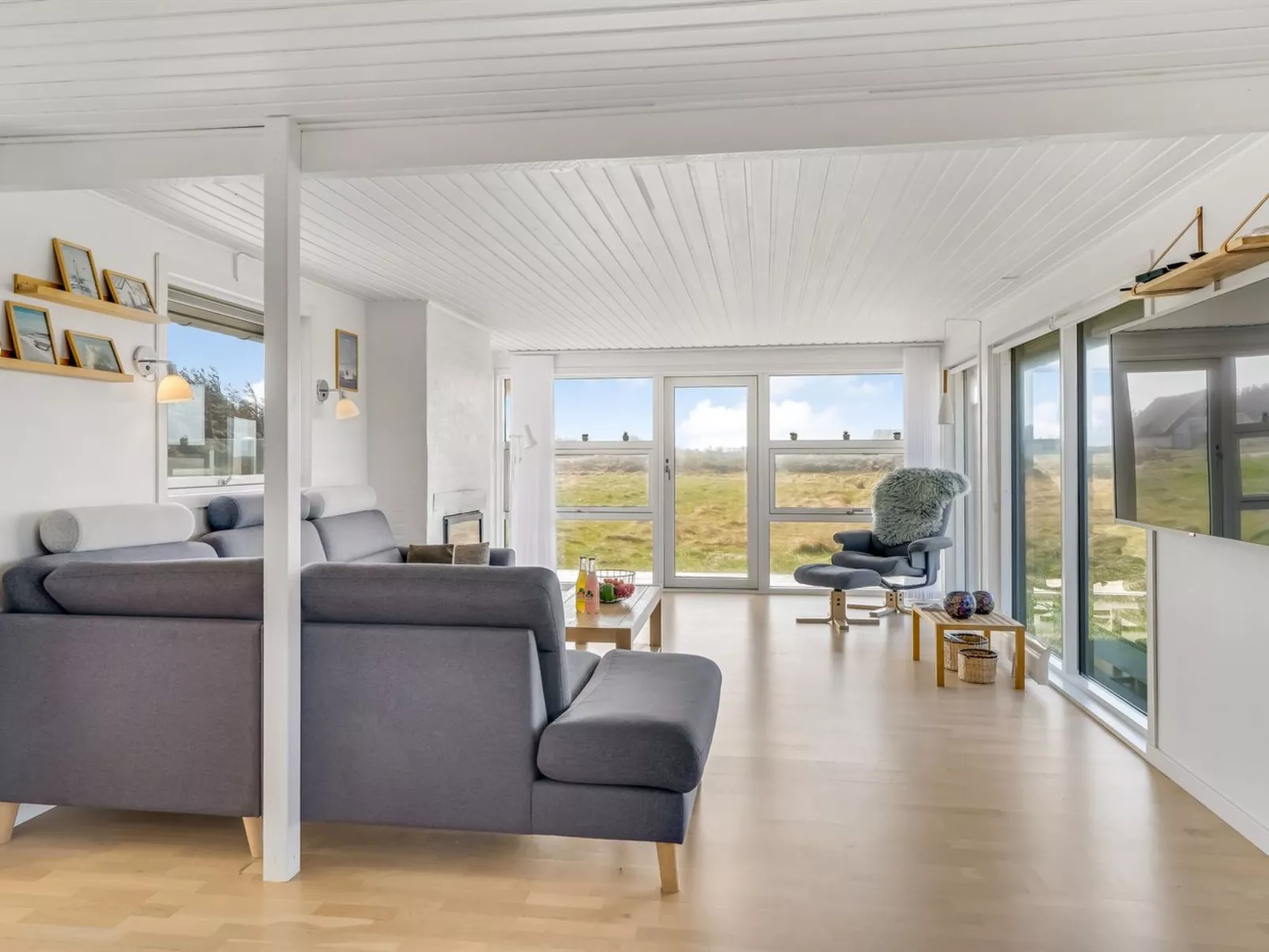 "Carelle" - 300m from the sea - Inside