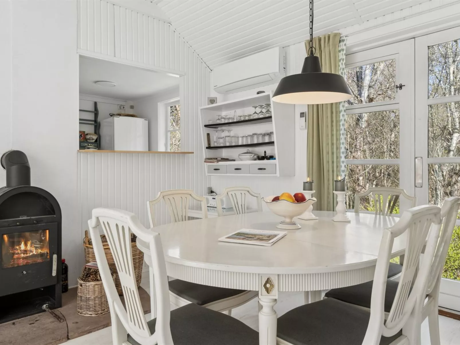 "Lucie" - 50m from the sea - Inside