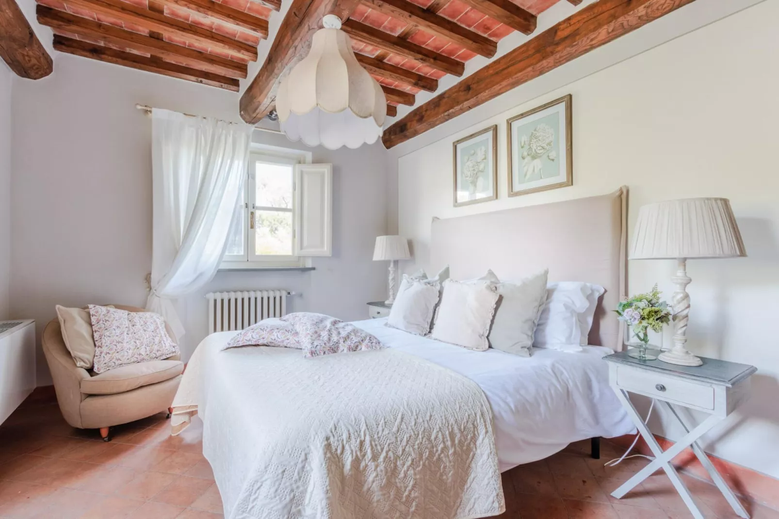 Jacopo Farmhouse Apartment in Wine Resort in Lucca - Bedroom