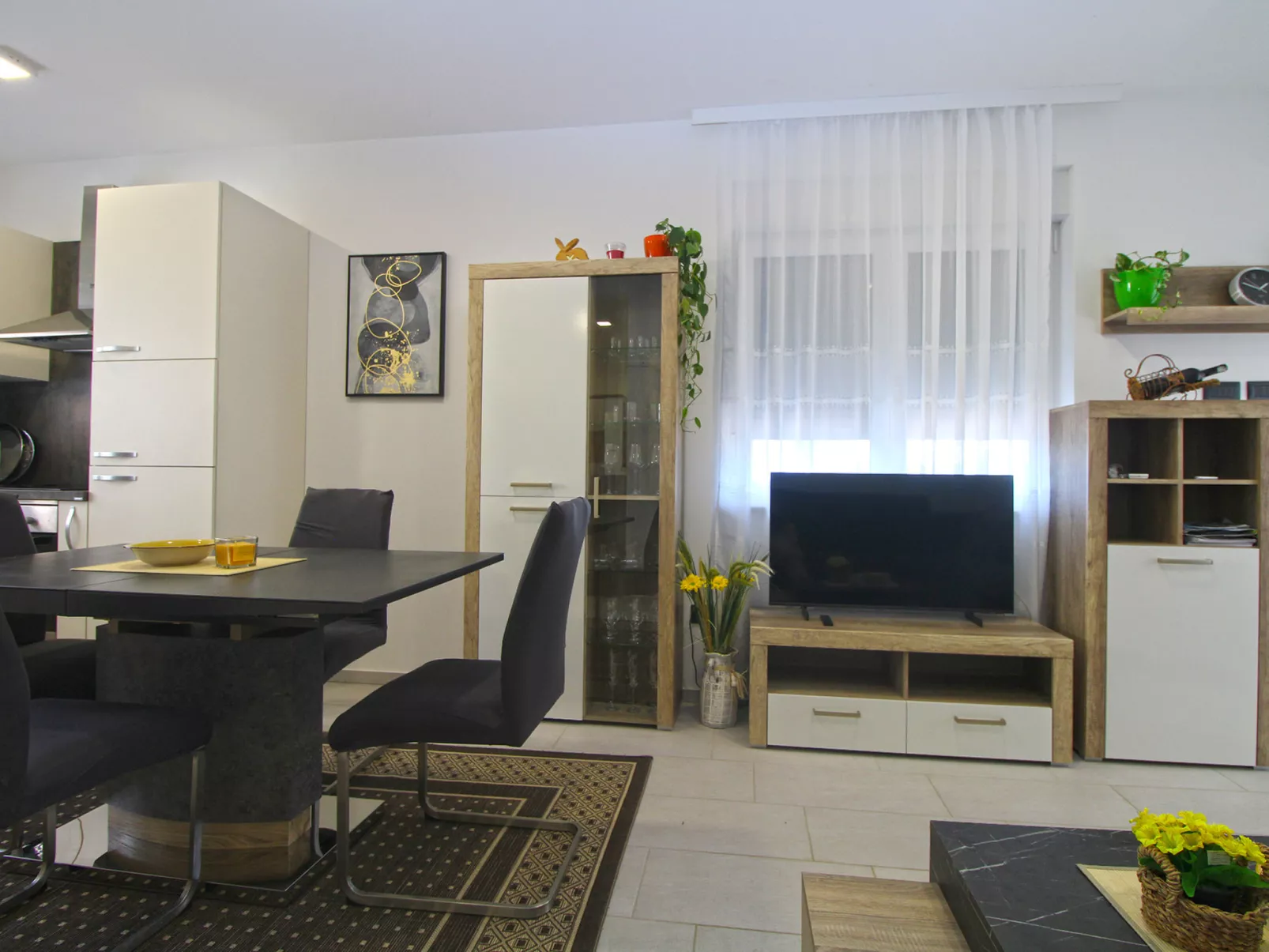 House 2283 - Drinnen