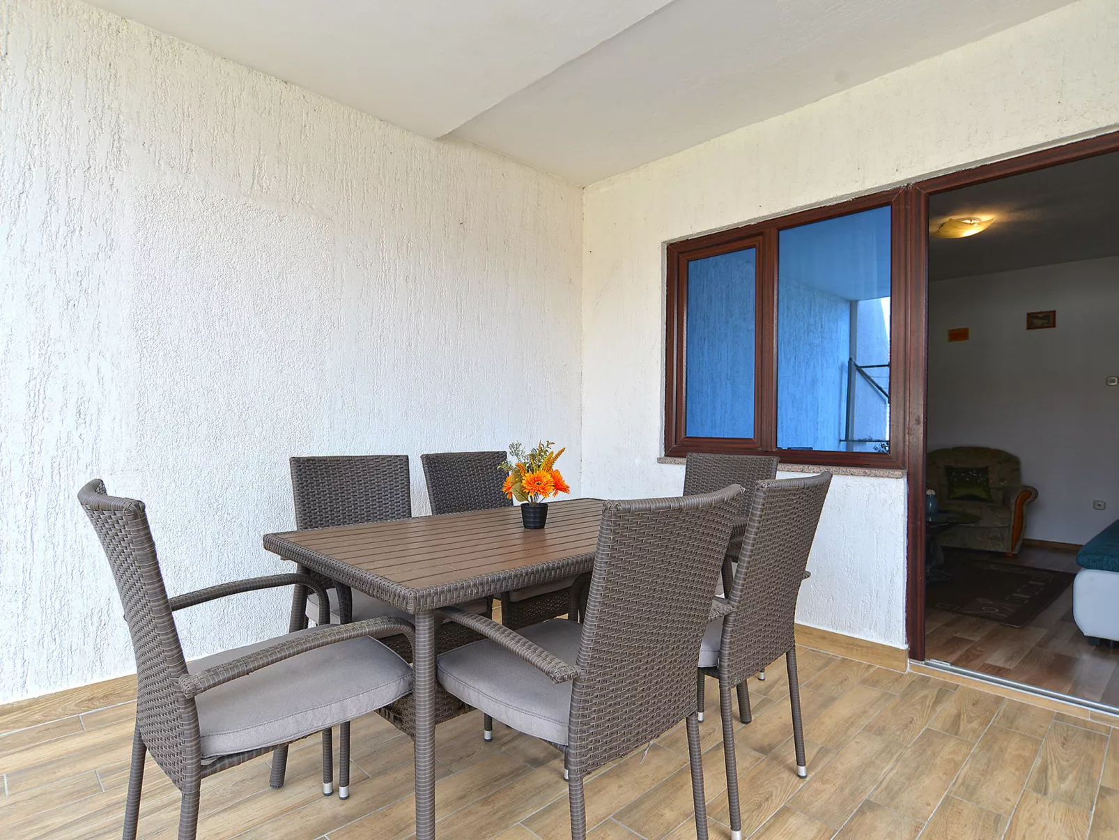 Apartment 2074 - Dedans
