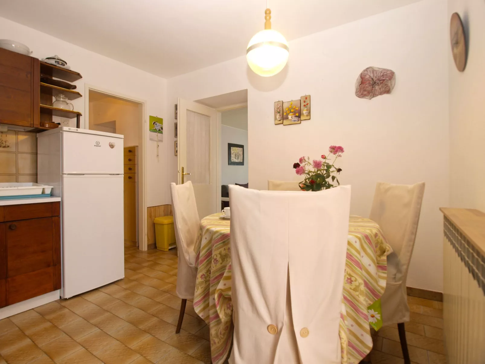 Apartment 64 - Drinnen