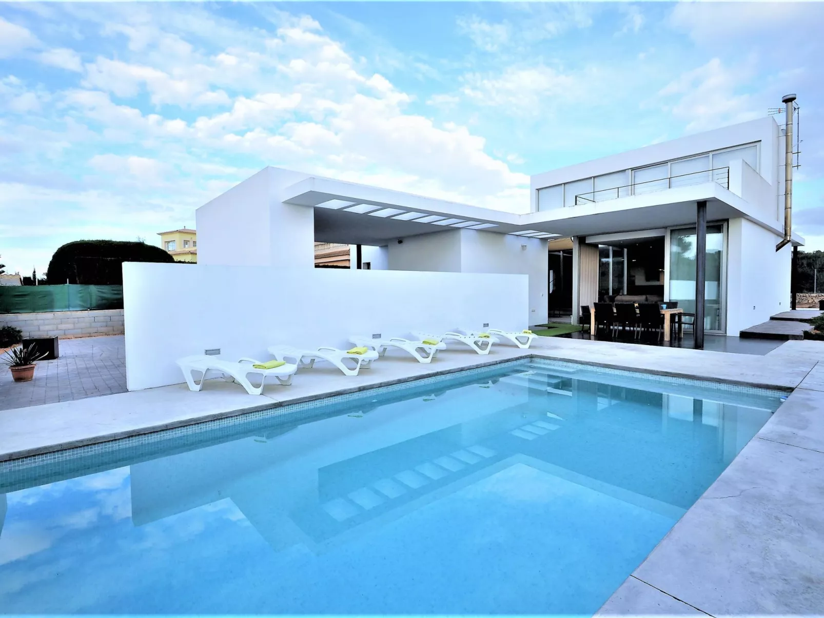 Moderna Villa cerca del golf y con piscina privada, ideal para familias - ofert - Outside