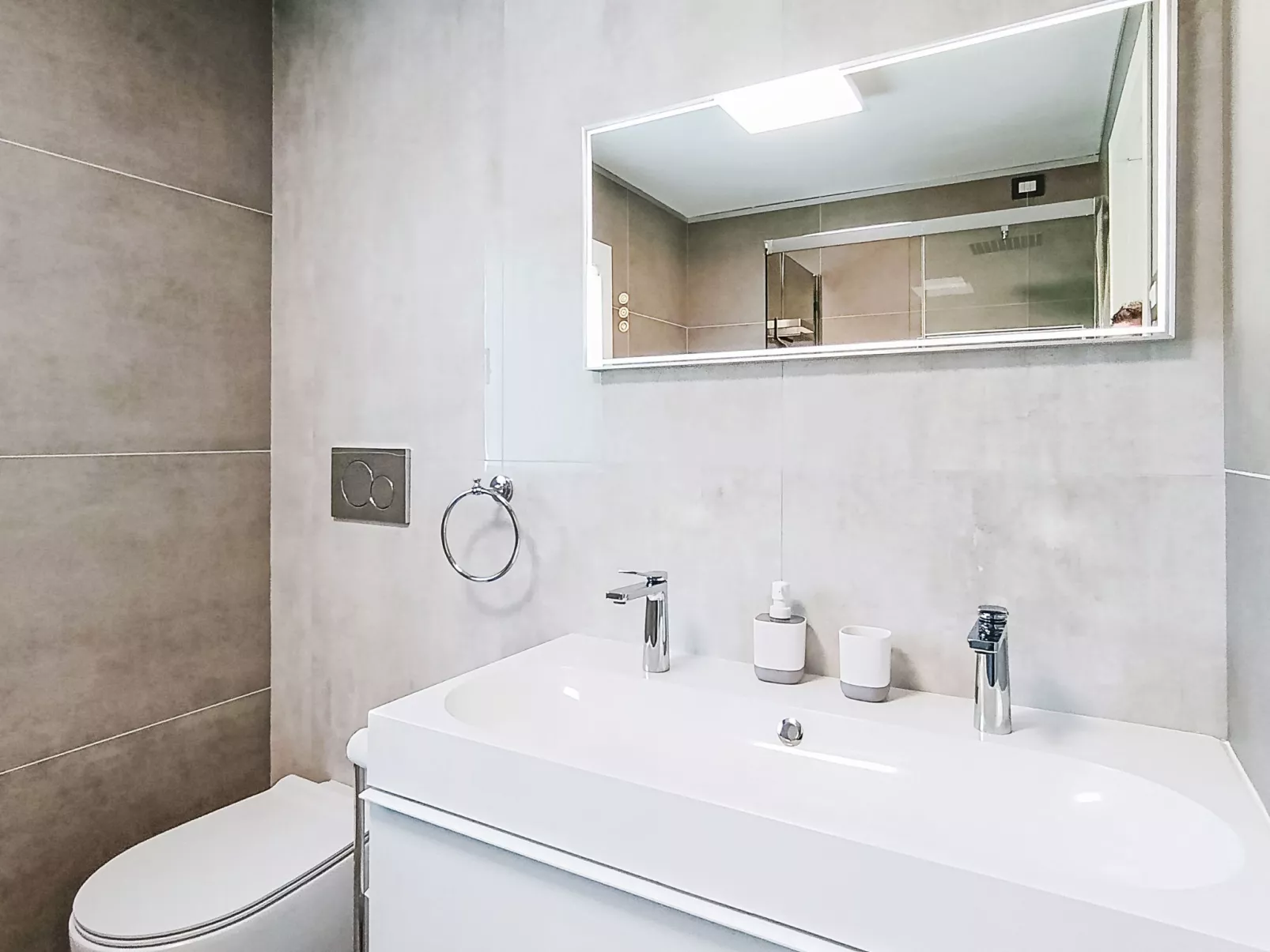 MB Guest House - Inside