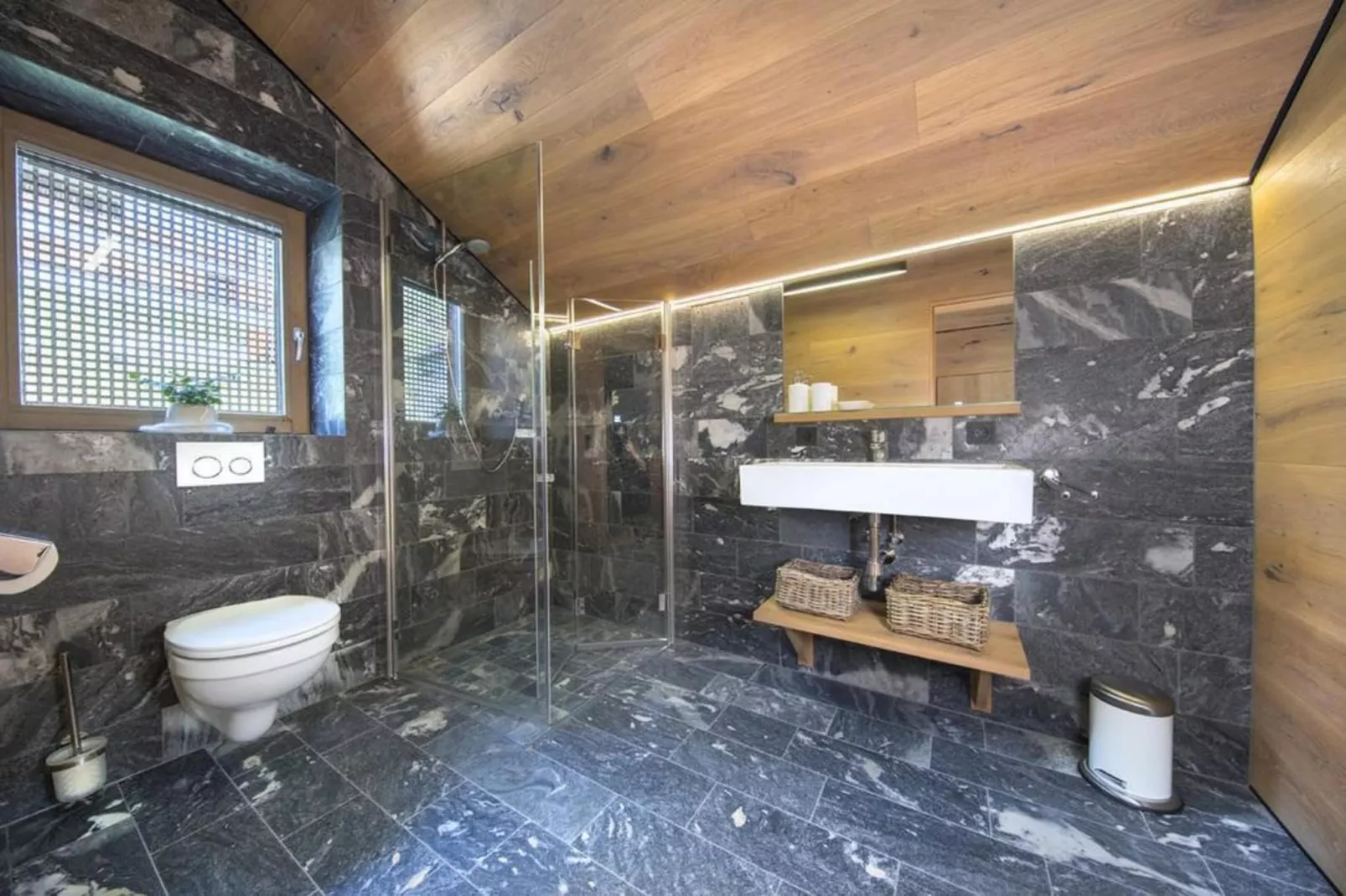 Smaragdresort Chalet Bergblick - Badezimmer