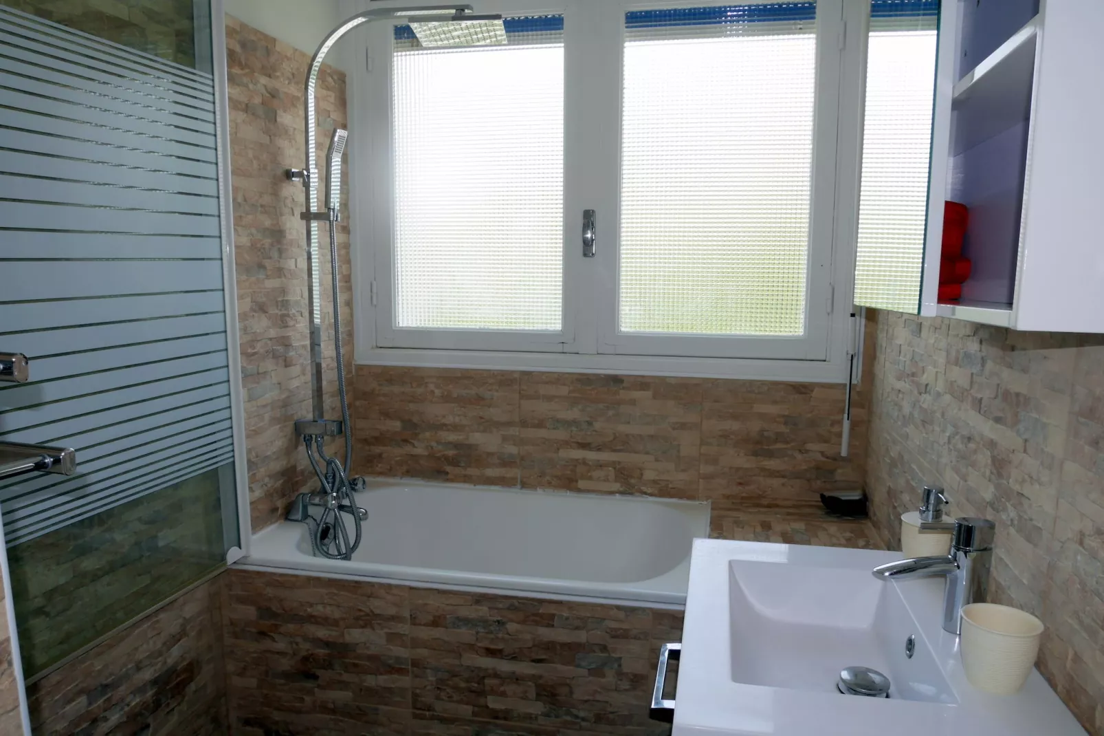 	Ferienhaus mit 180° Panorama Meerblick Lampaul-Plouarzel - Bathroom