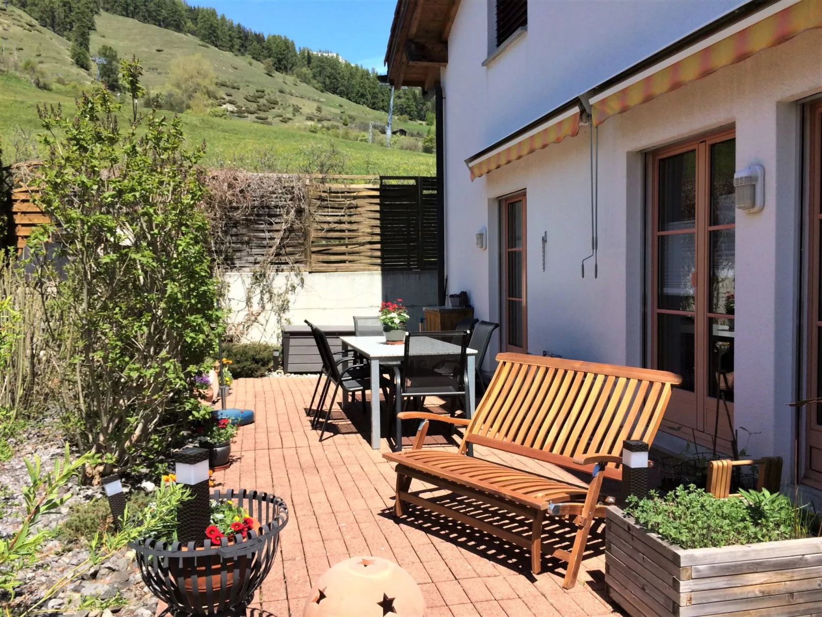 Ferienwohnungen Senda 495D, (Scuol). - Outside