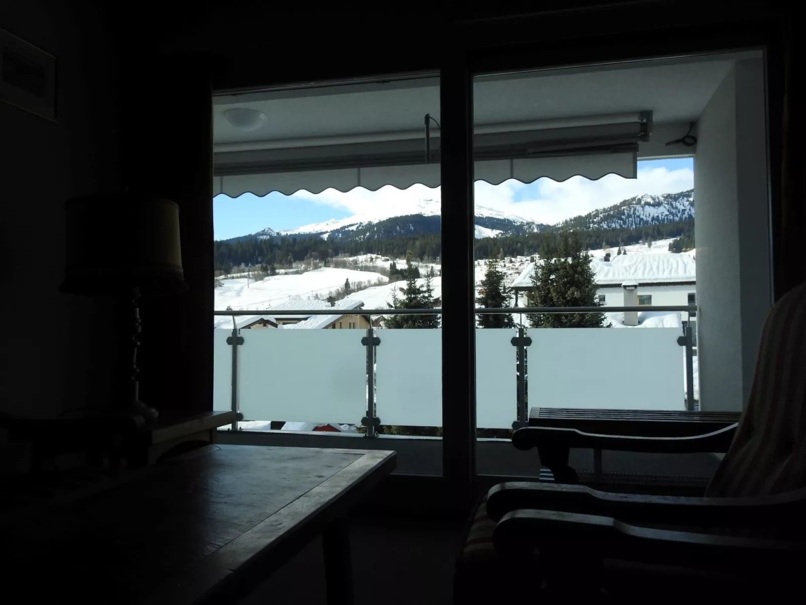 Ner B / Hartl, (Flims Dorf). 2.5 Zimmerwohnung - Drinnen