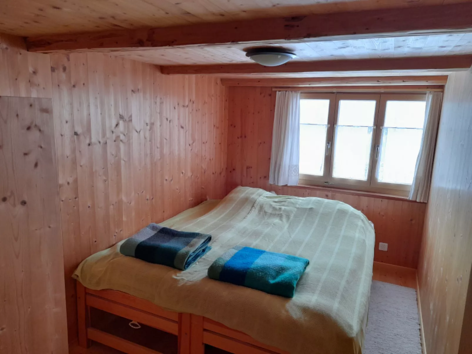 Ferienwohnungen Jörihus A&B, (Medels). - Inside