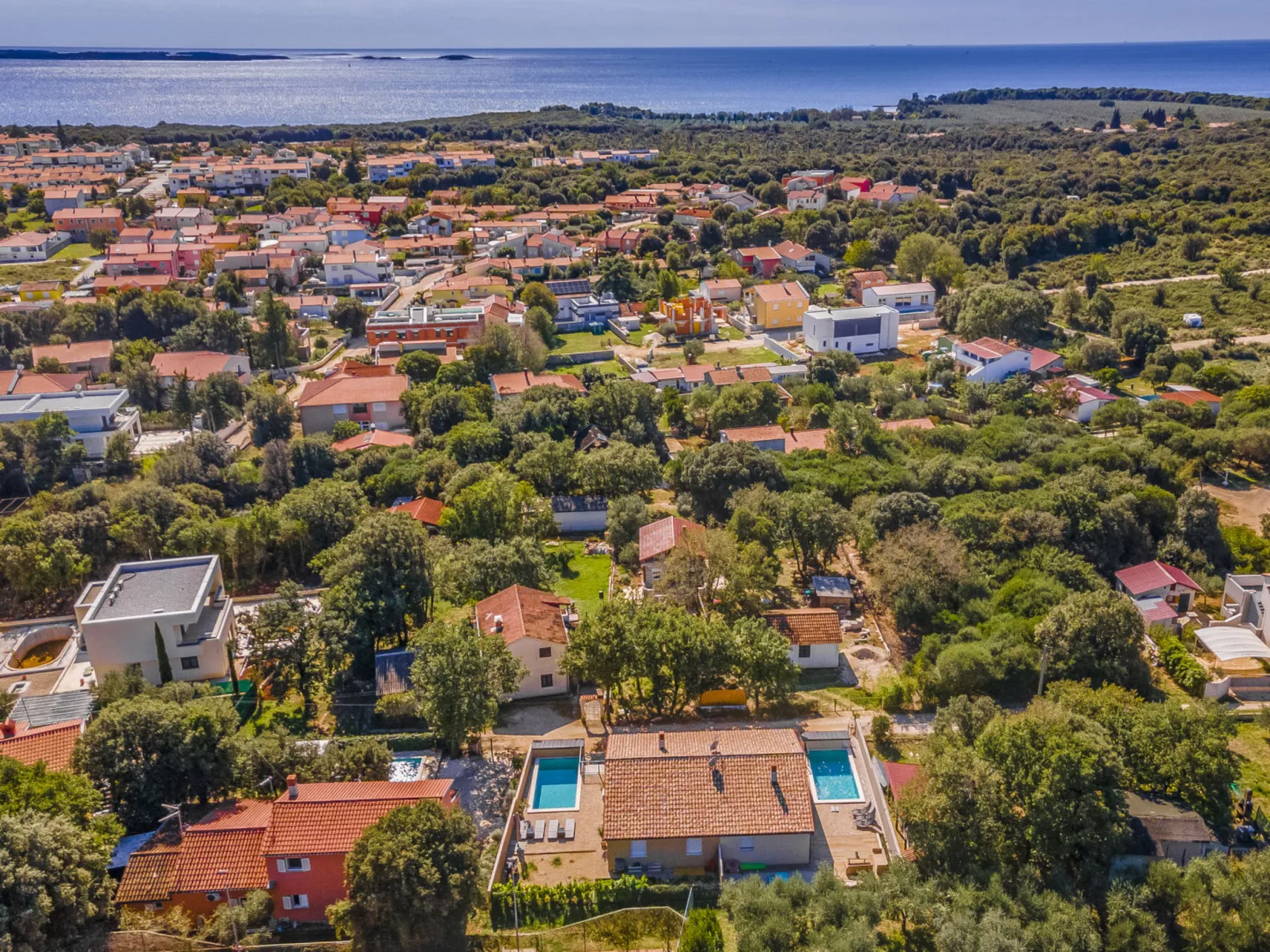 Villa Lona - Outside