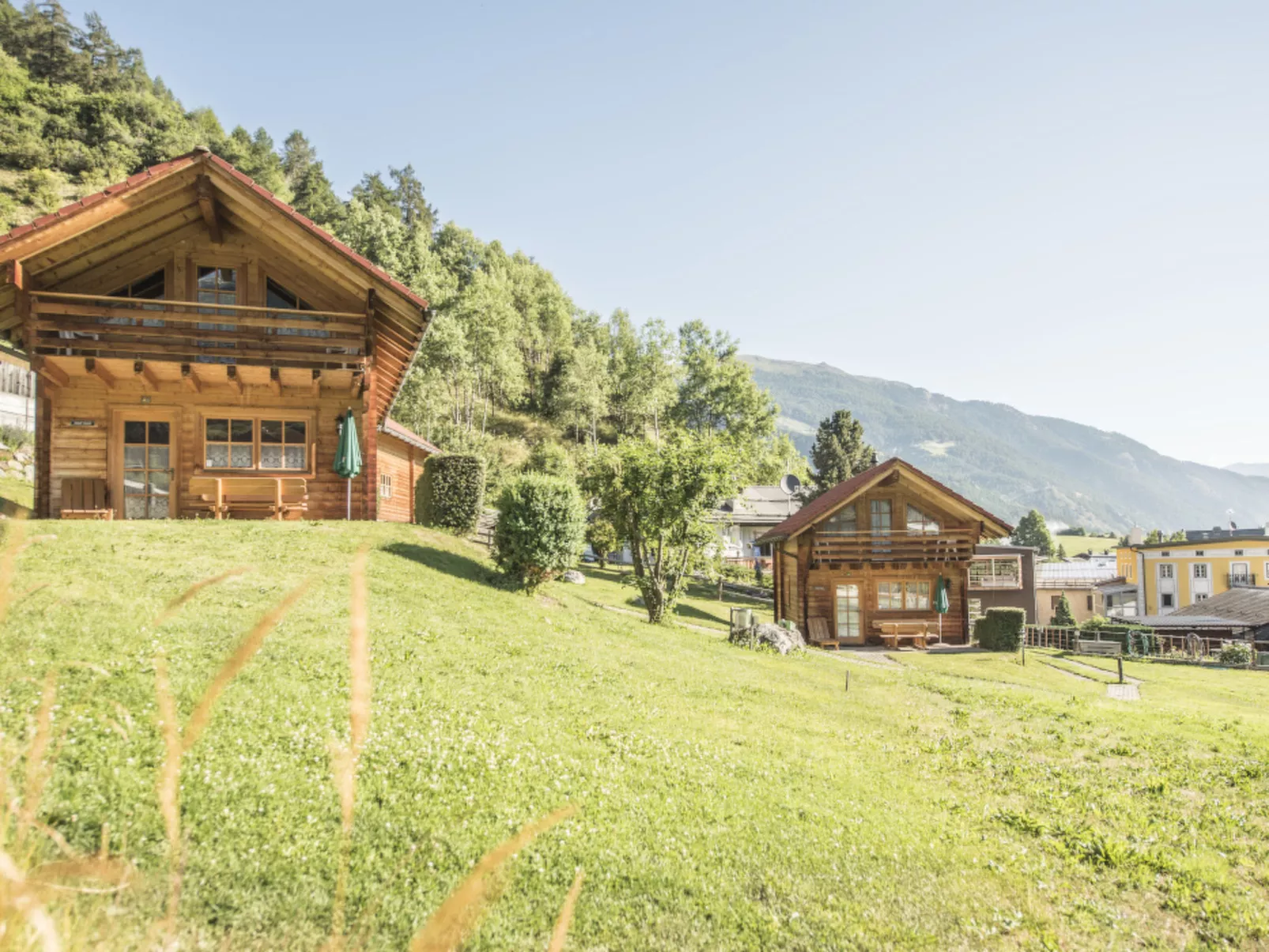 Chalets Trafögl, (Müstair). - Outside