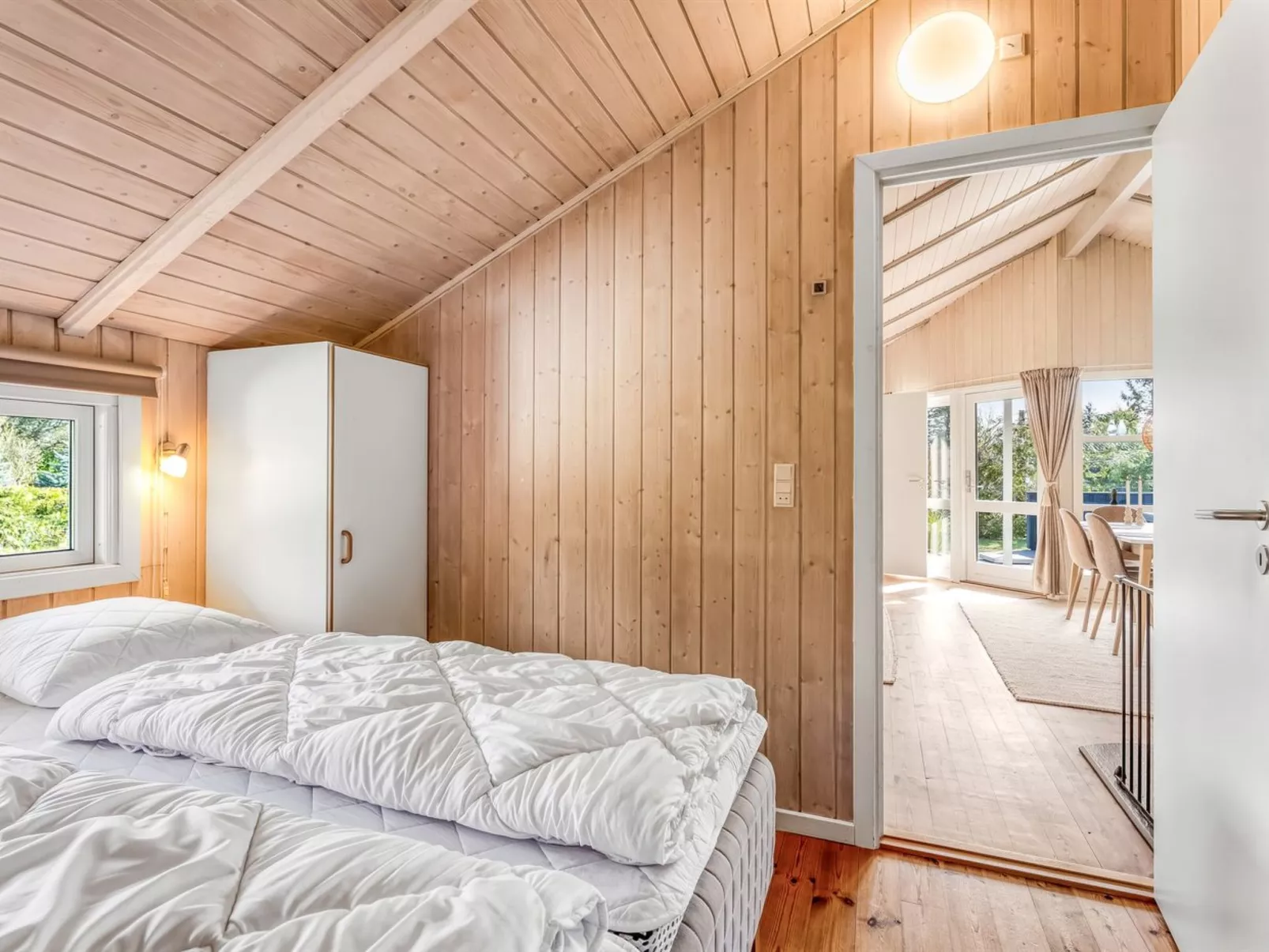 "Roope" - 800m from the sea - Drinnen