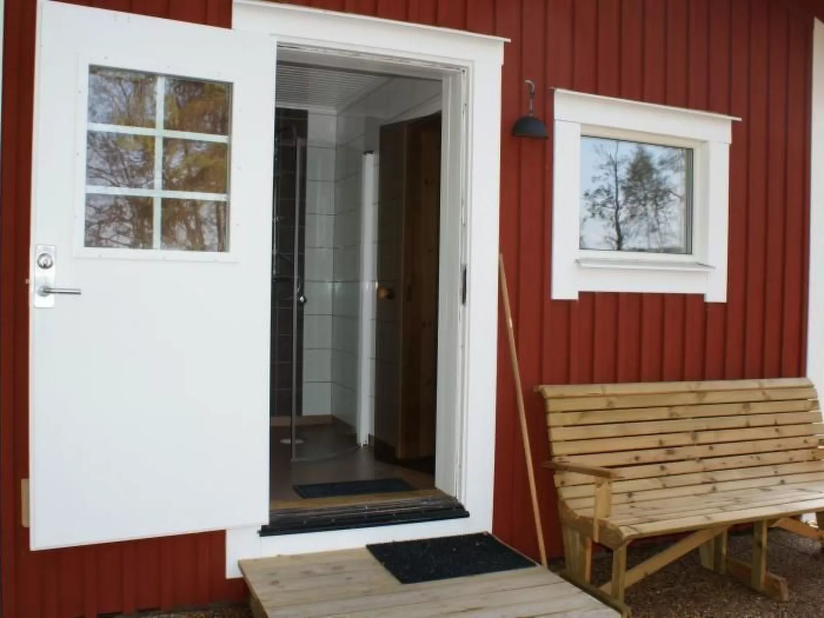 Gemütliches Holzhaus Udden mit eigenem Boot - Dehors