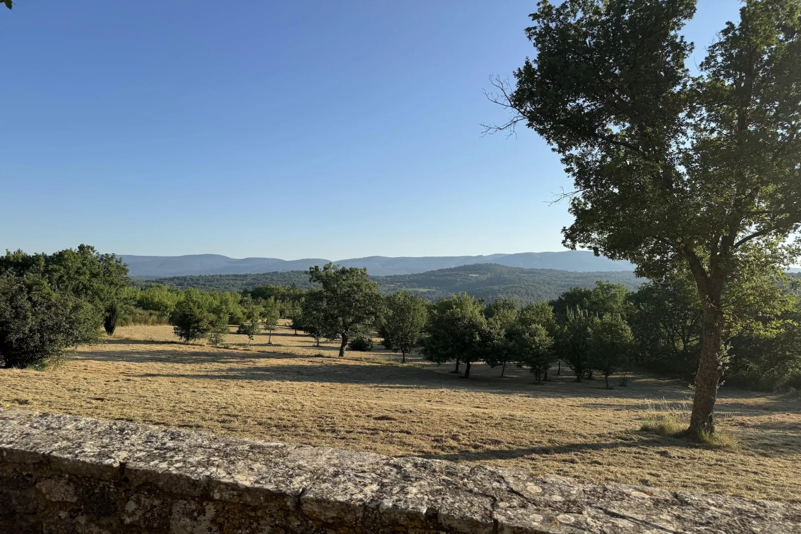 Luberon - Areas within 5km in summer