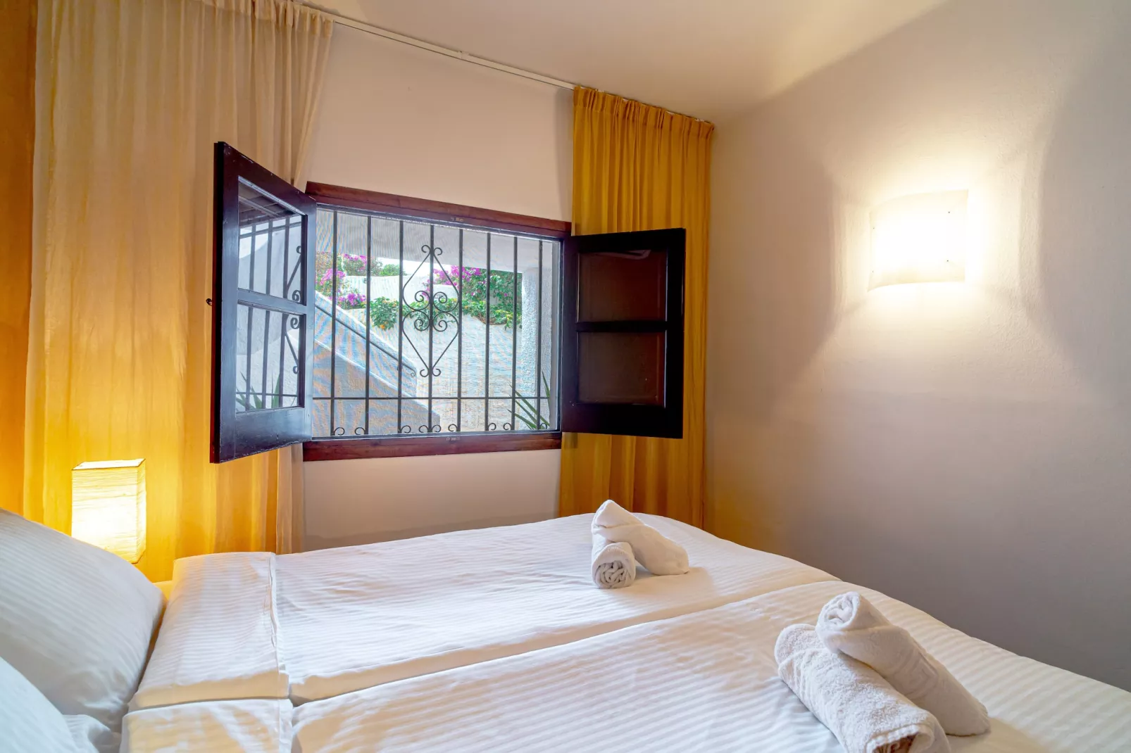 Capistrano Village Casa Emma by Casasol - Bedroom