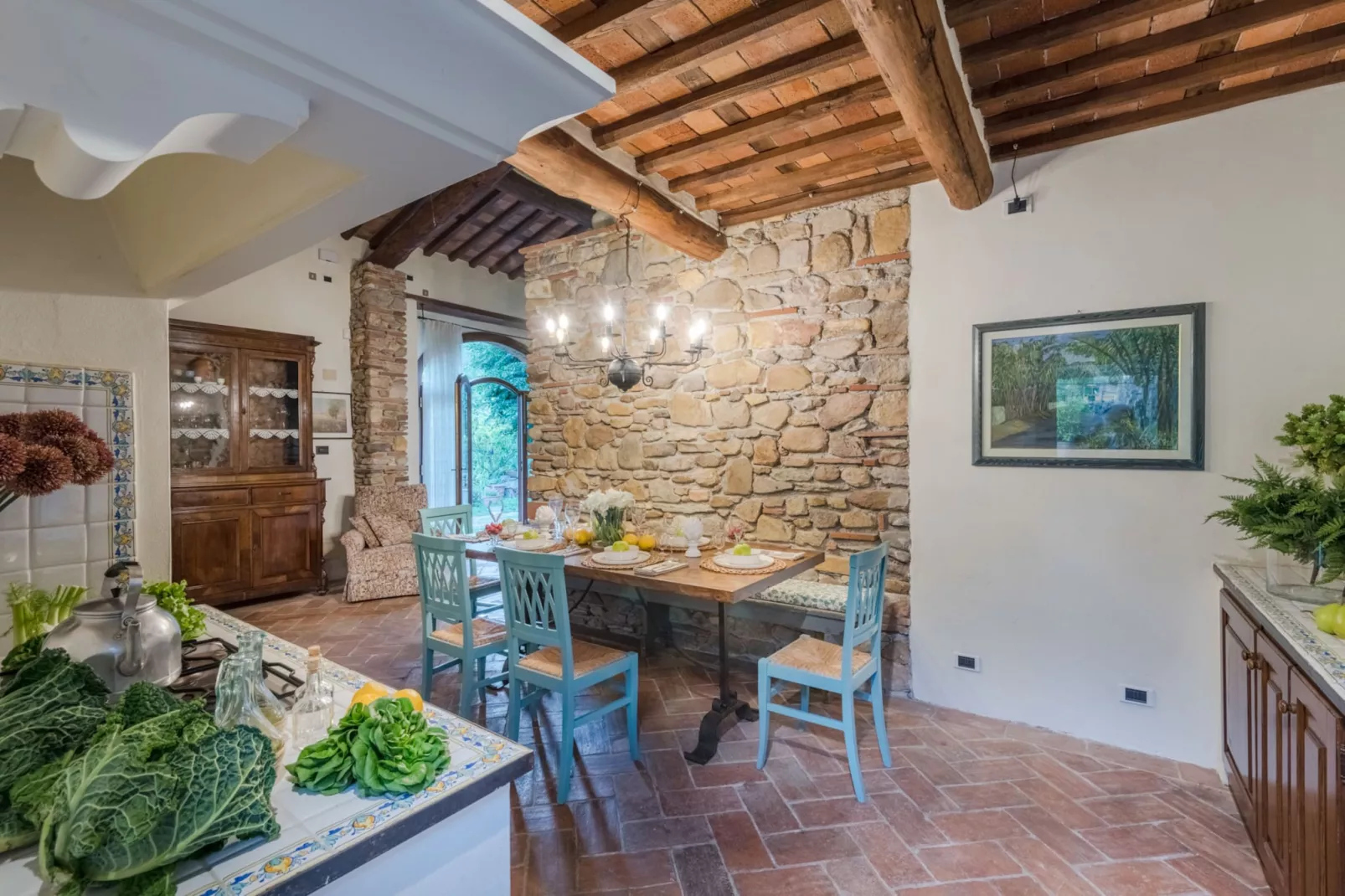 Citrus Charm Farmhouse - Wohnzimmer