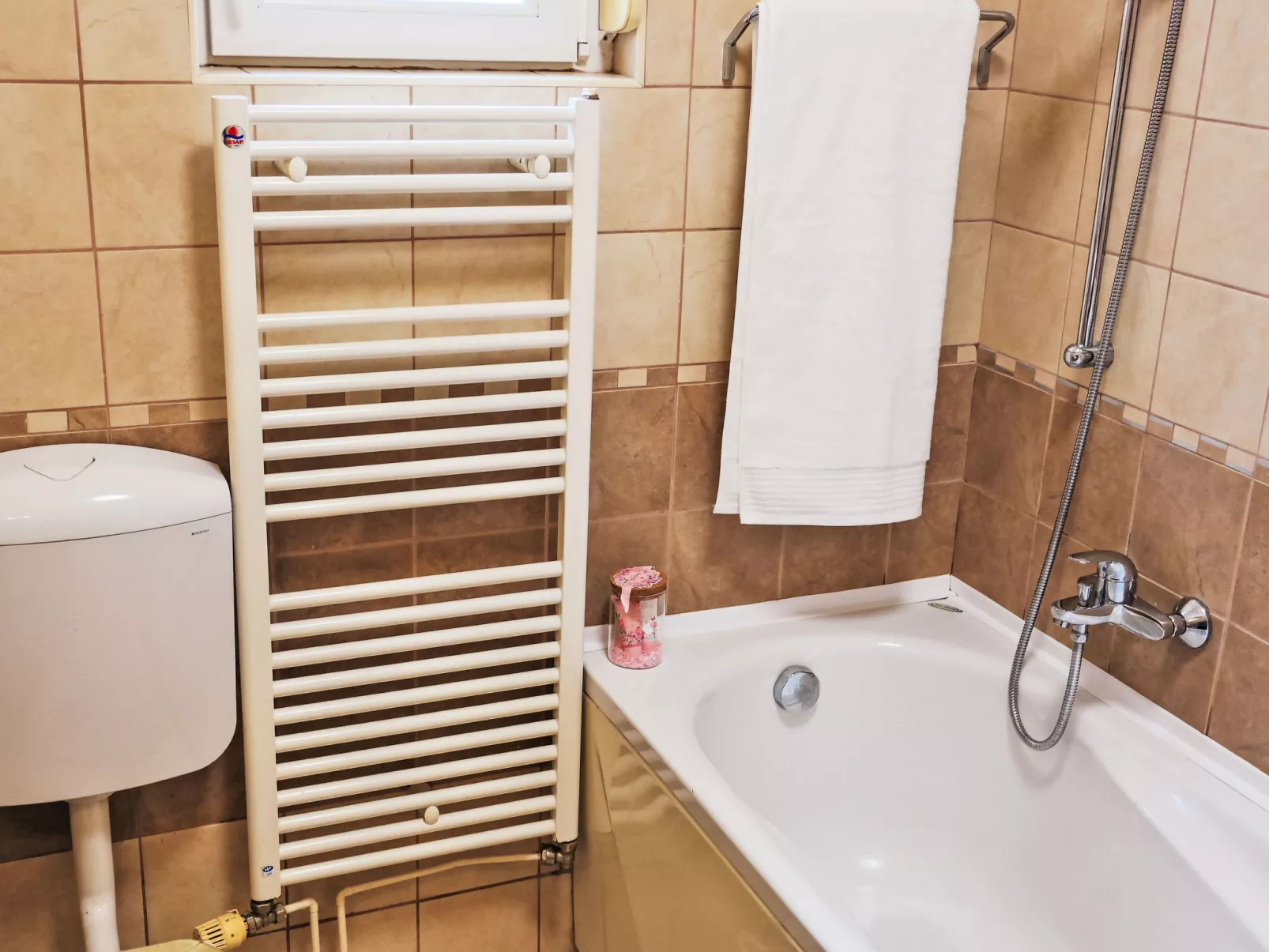 Appartement "Appartement Sarah" mit Balkon - Dedans