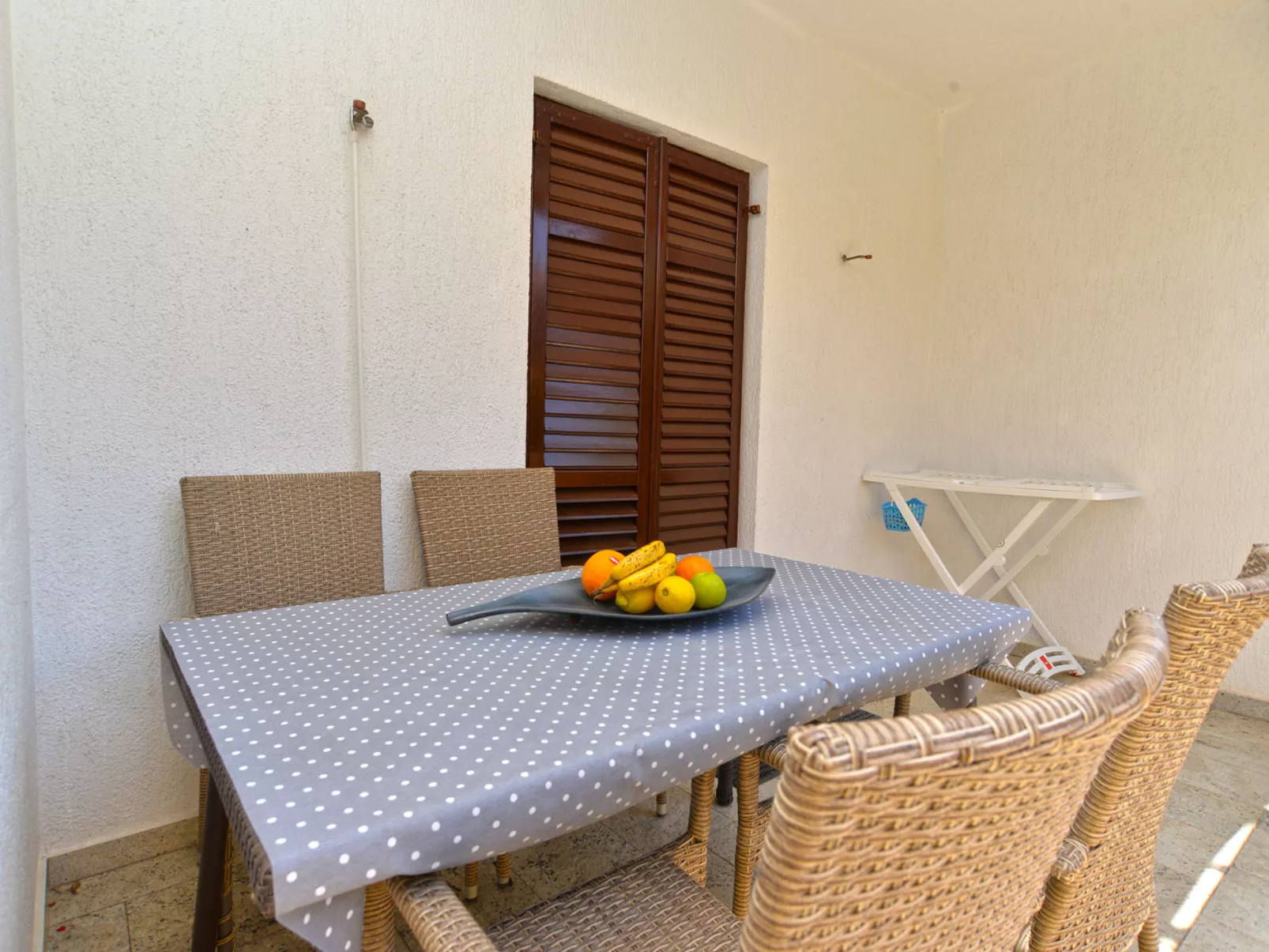 Apartment 242 - Dehors