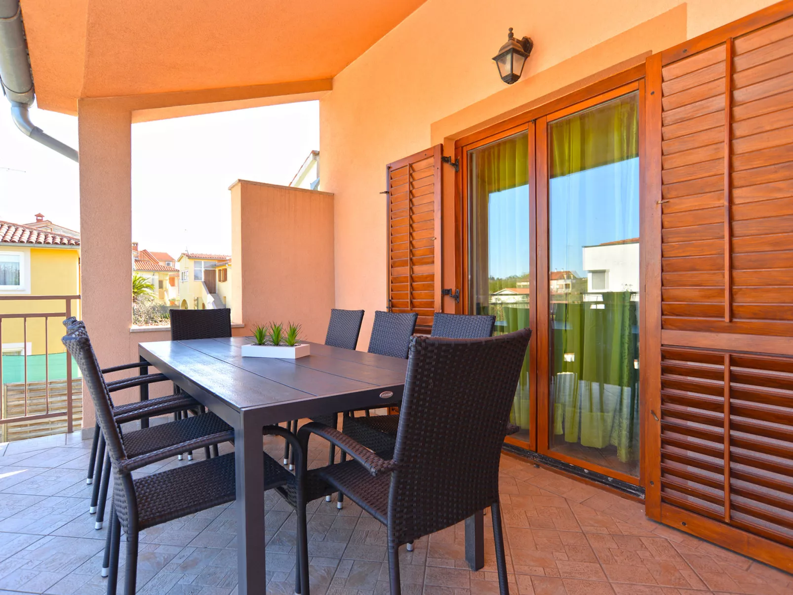Apartment 351 - Draußen