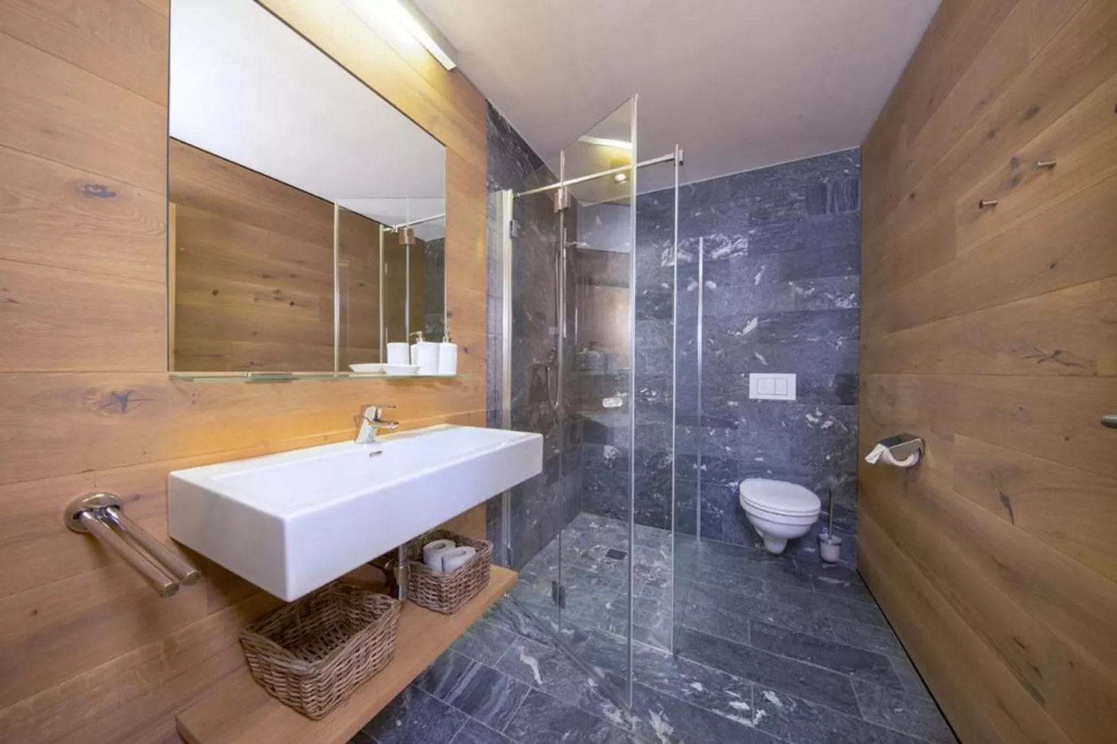 Smaragdresort Chalet Bergblick - Badezimmer