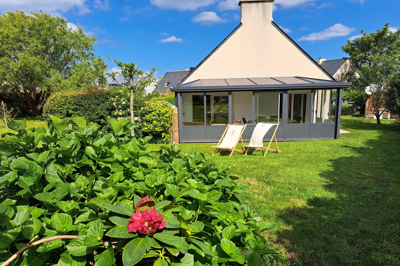	Ferienhaus in Strandnähe Plouarzel - Außenbereich Sommer