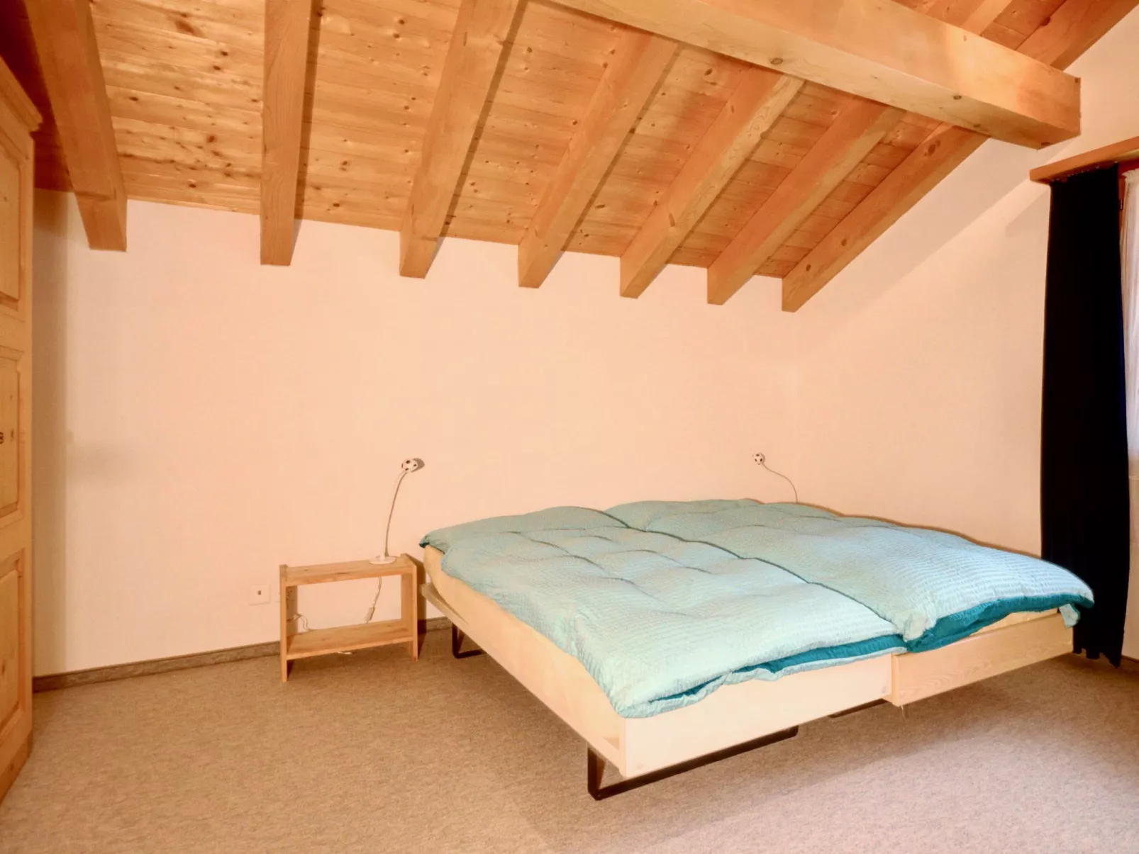 Tgèsa Garnetsch Zeller, (Sedrun), 170.03 - Dedans