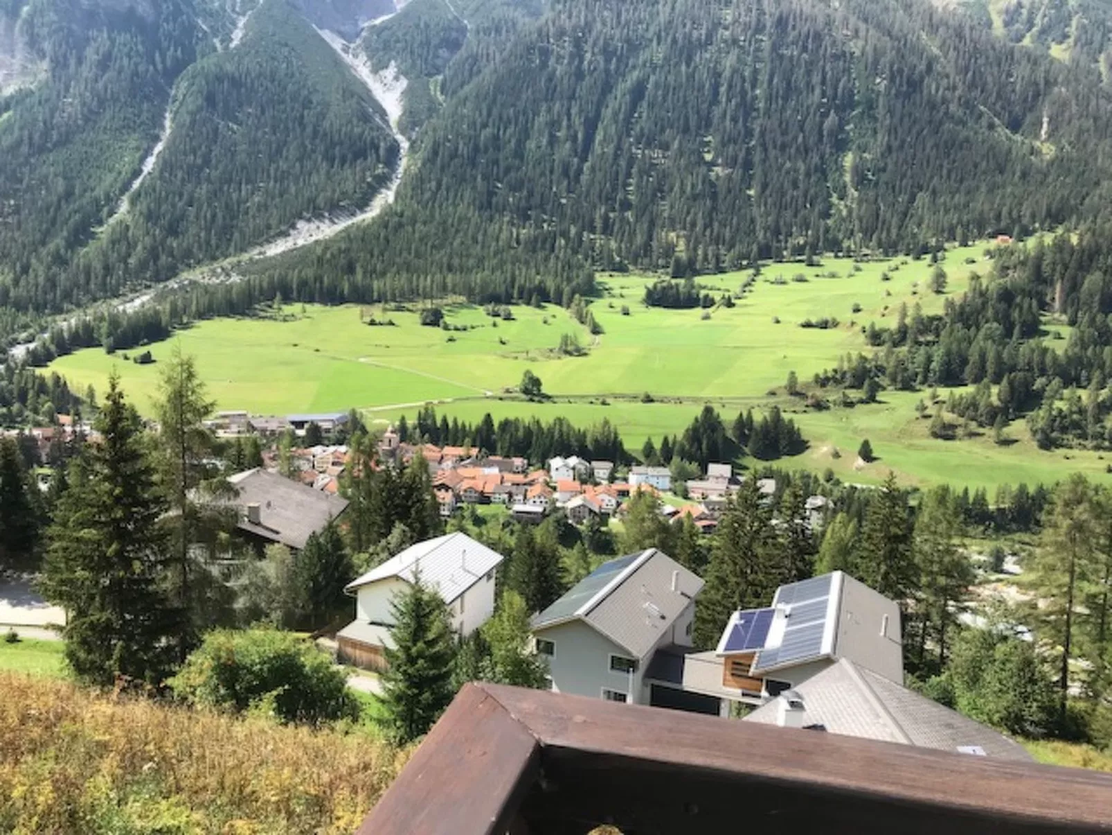 Chesa Giattin°, (Bergün/Bravuogn). - Dehors