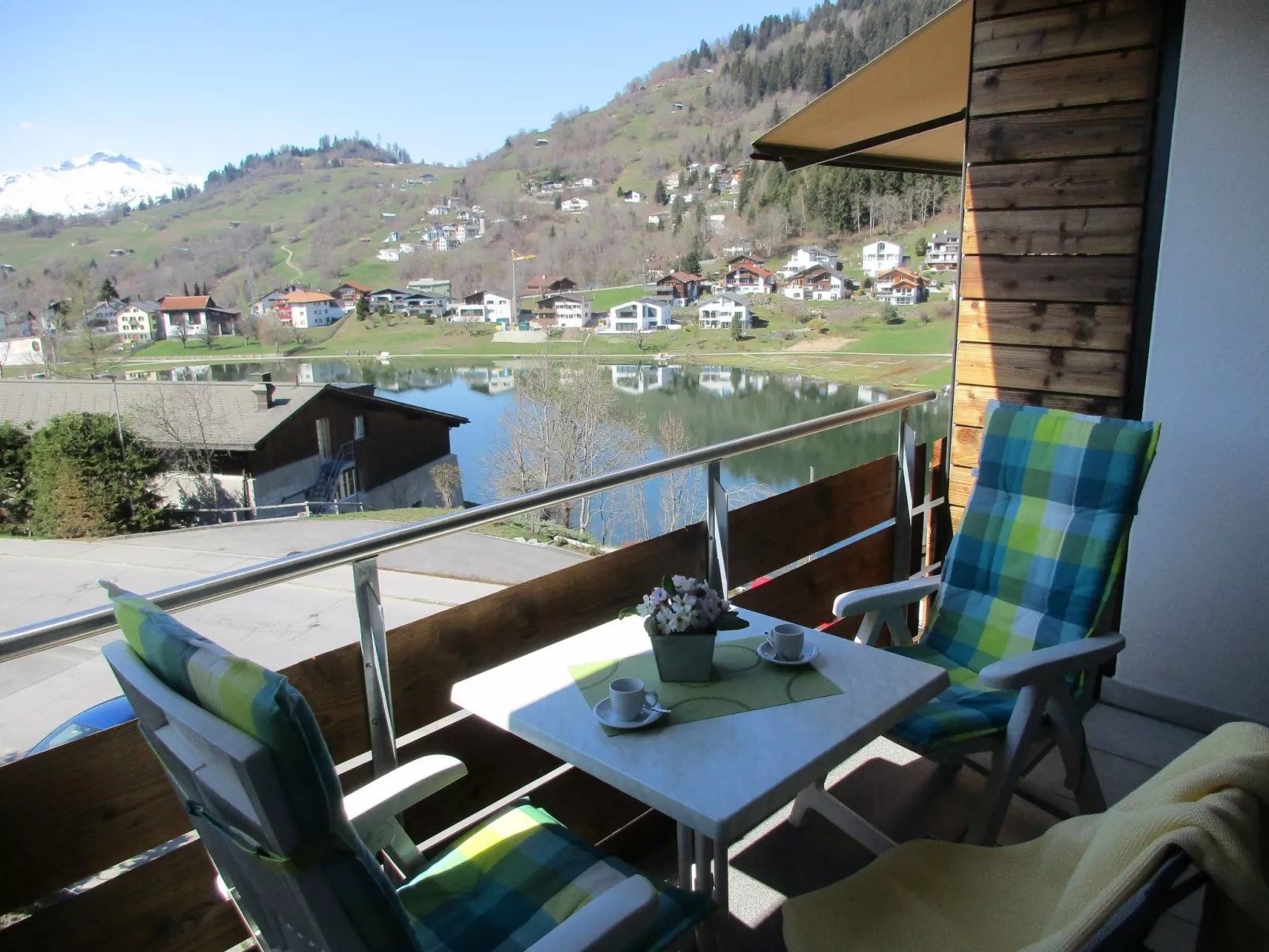 La Prada, (Laax Dorf). 2 Zimmerwohnung - Draußen