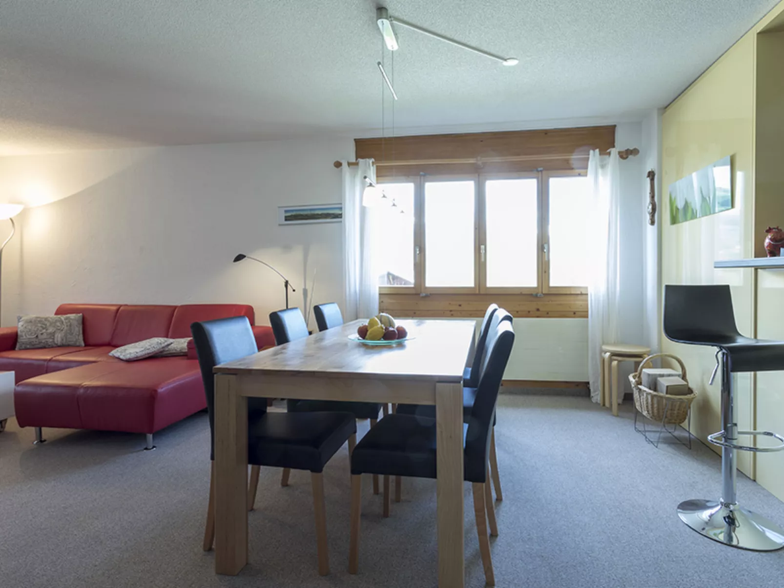 Arnika Kornmayer, Obersaxen-Affeier, (Obersaxen). - Drinnen