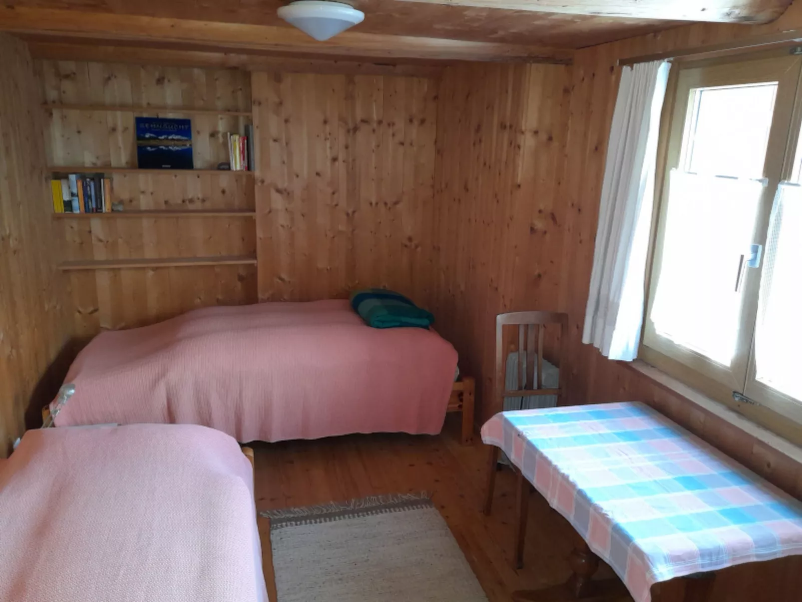 Ferienwohnungen Jörihus A&B, (Medels). - Inside