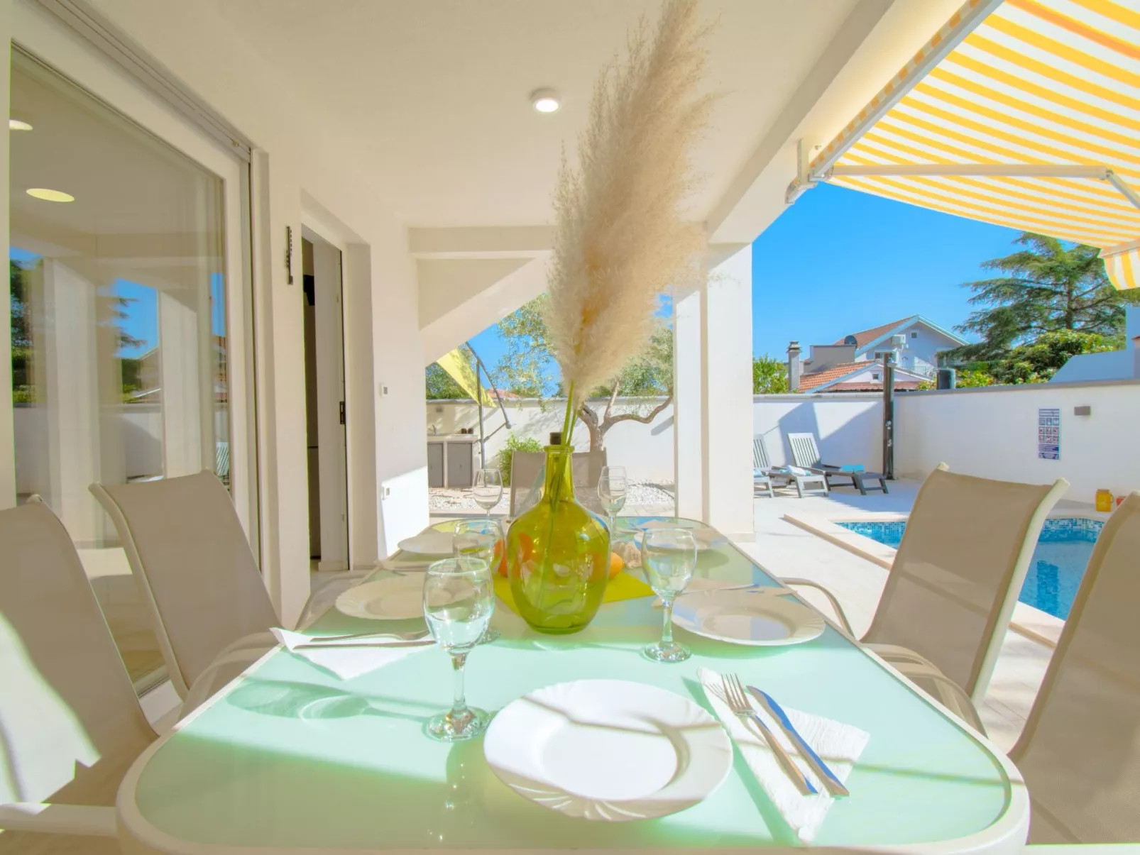 Villa Dolce Vita - Outside