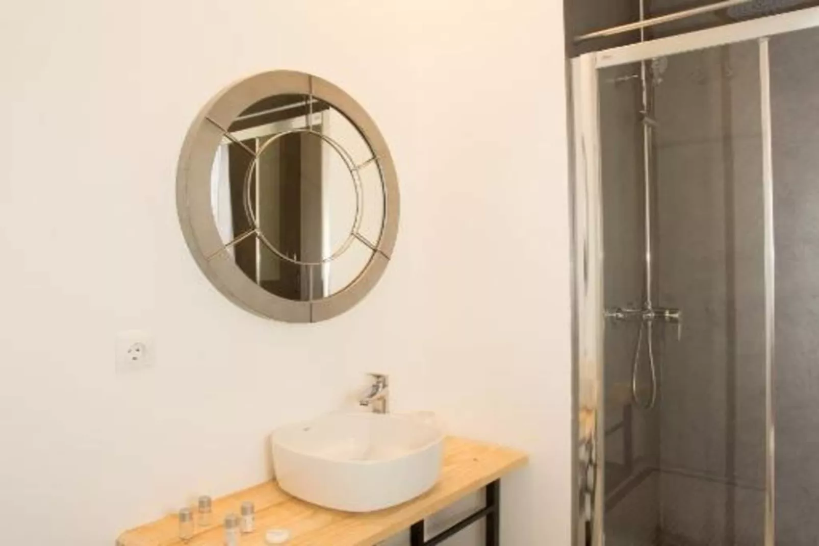 Apartamento 1dormitorio con ducha - Badezimmer