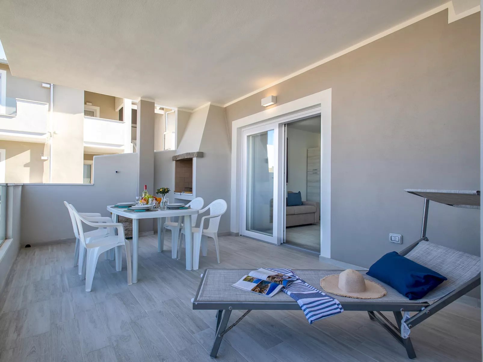 Acqua Marina-Outside