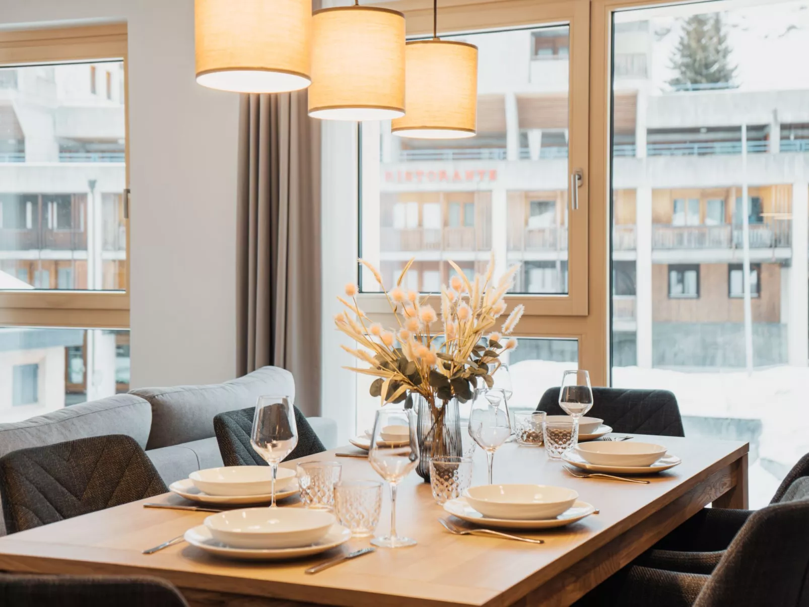 Alpine Apartments, (San Bernardino). - Inside