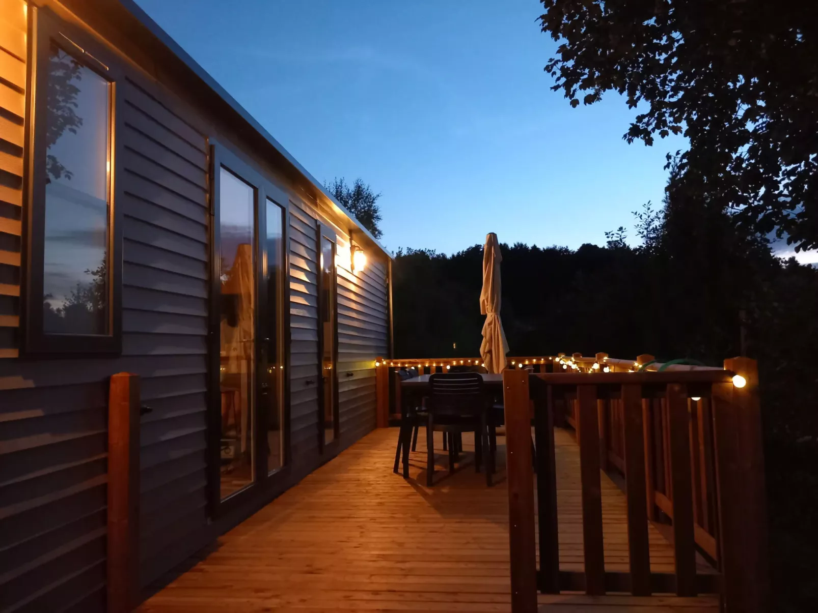 Camping Papillon Bouillon - Buena Vista - Outside