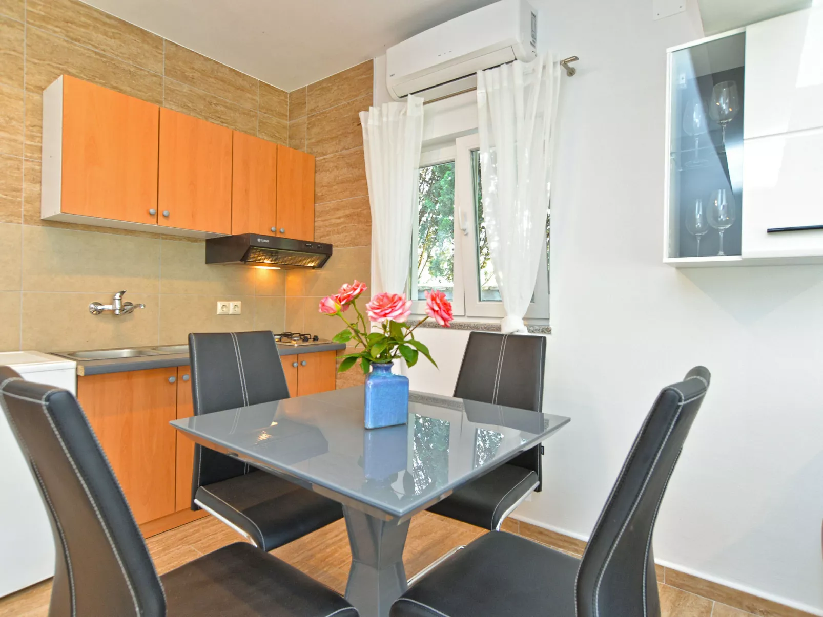 Apartment 1405 - Inside