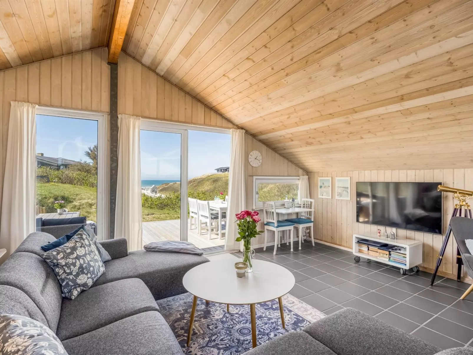 "Doritea" - 50m from the sea - Inside