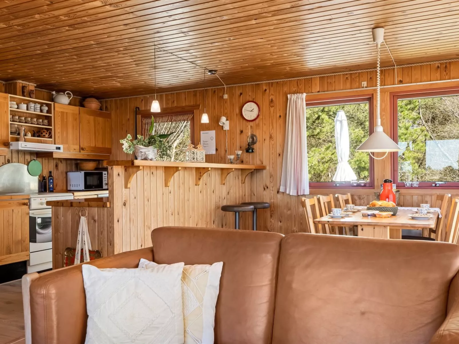 "Bedri" - 150m from the sea - Drinnen