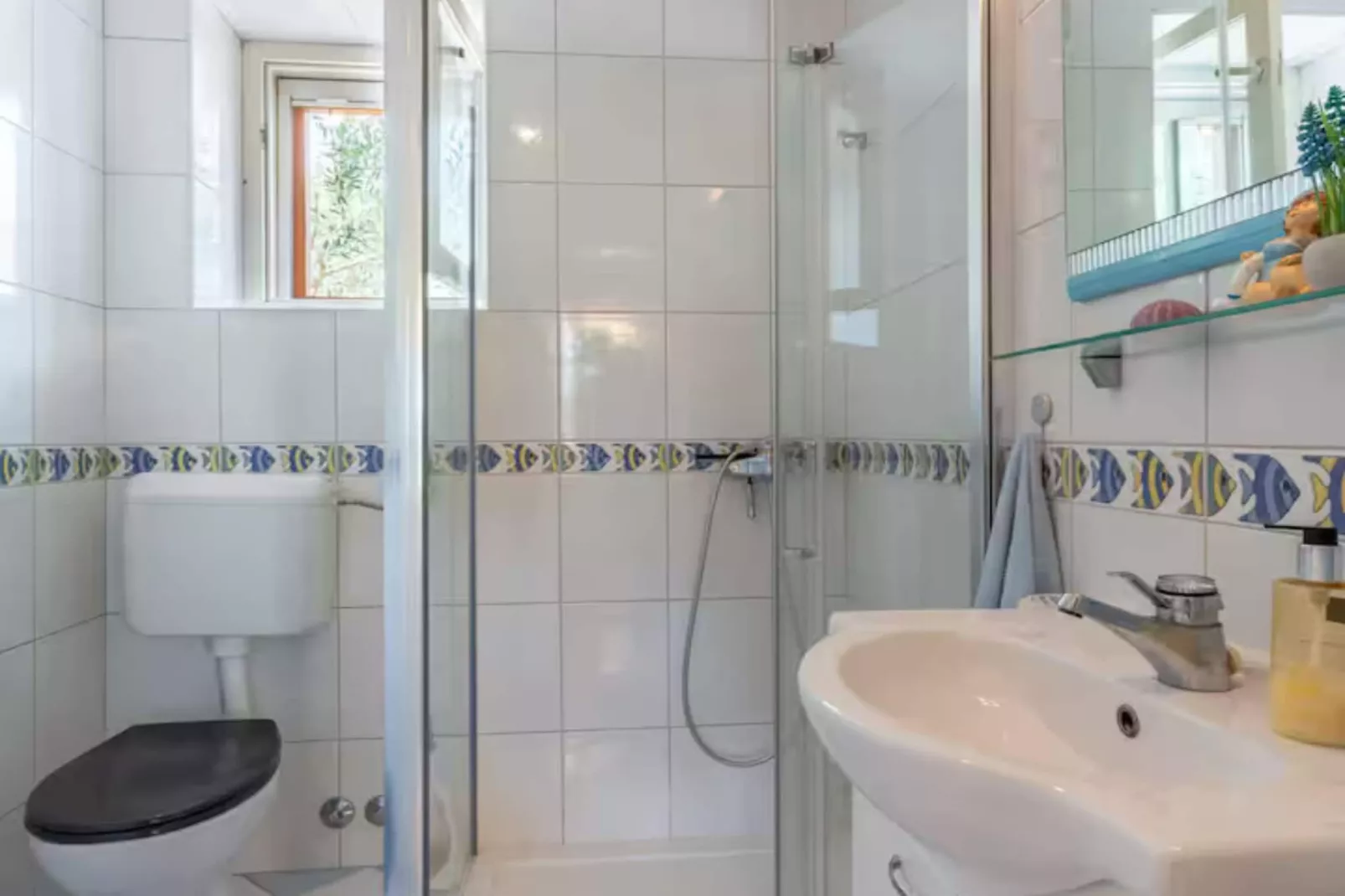 Holiday home House of the Sun - Three Bedroom Holiday Home with Pool - Badezimmer