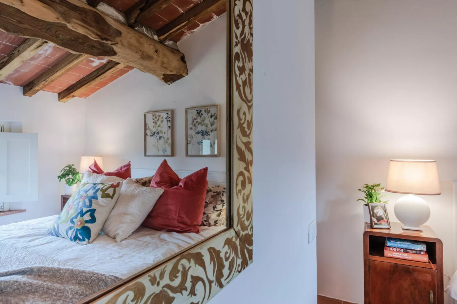 Casa Bellavista at Borghetto Farmhouse - Schlafzimmer