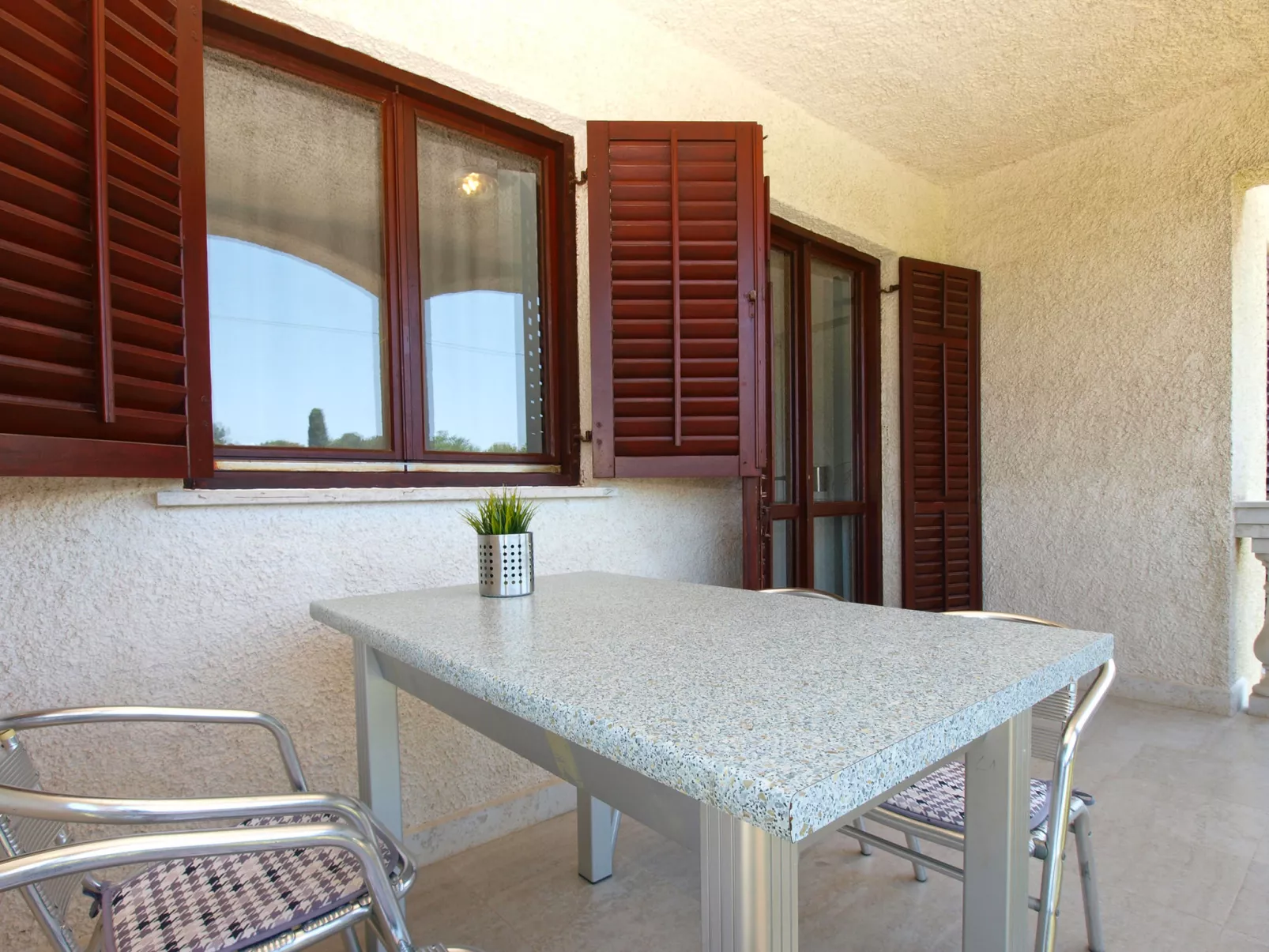 Apartment 718 - Draußen